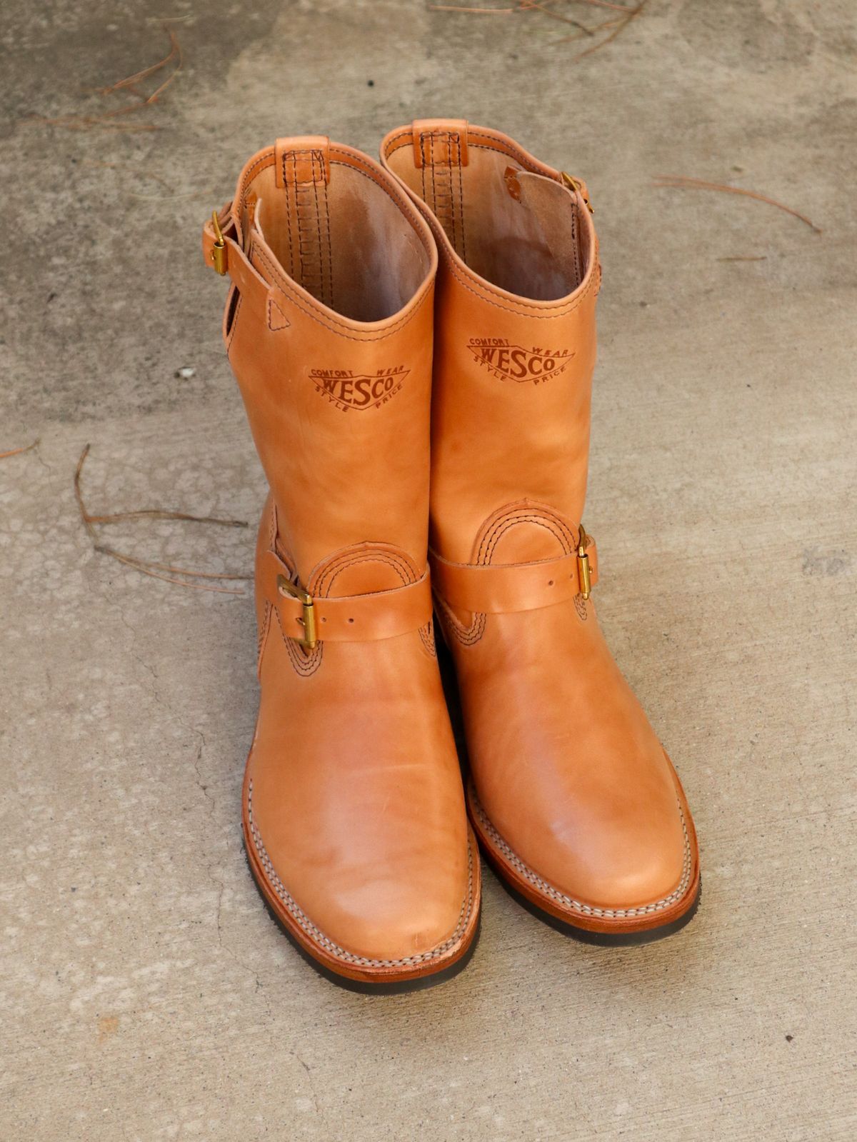 Photo by prospect_joe on April 17, 2024 of the Wesco Boss Engineer Boot in Maryam Natural Horsebutt.