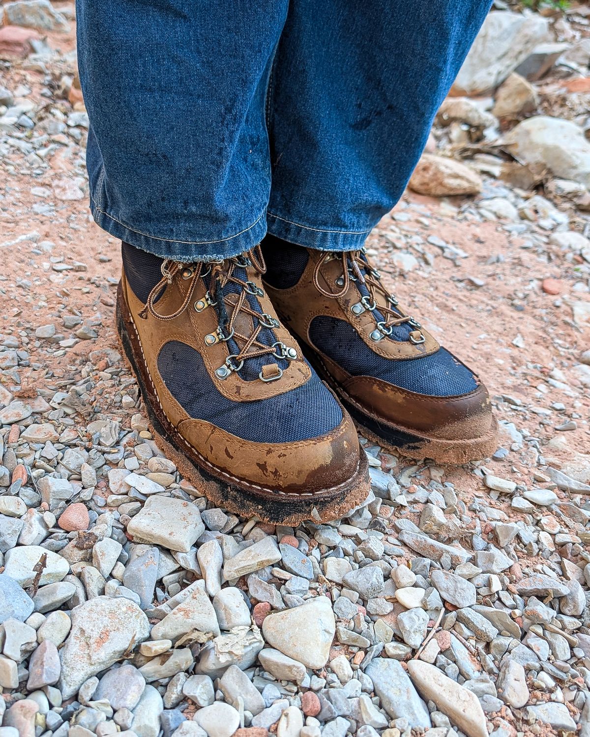 Photo by prospect_joe on April 9, 2026 of the Danner Cascade Crest in grizzly brown & ursa blue.