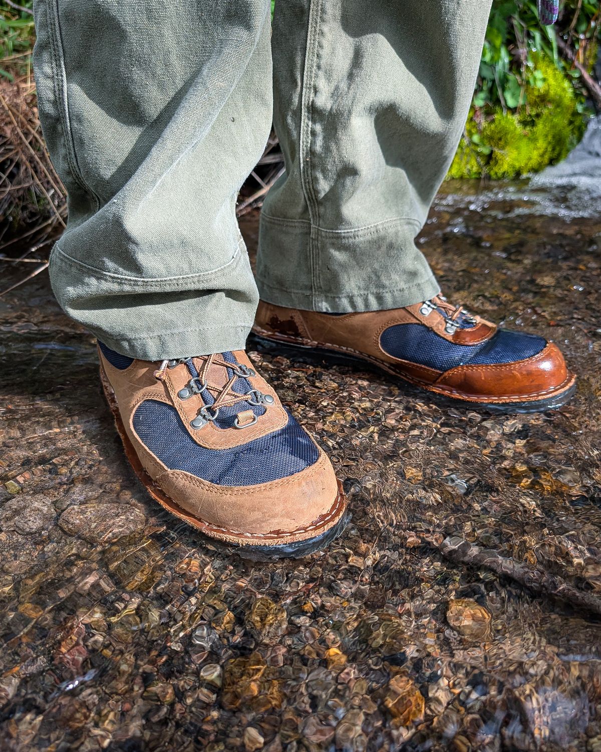 Photo by prospect_joe on April 19, 2026 of the Danner Cascade Crest in grizzly brown & ursa blue.