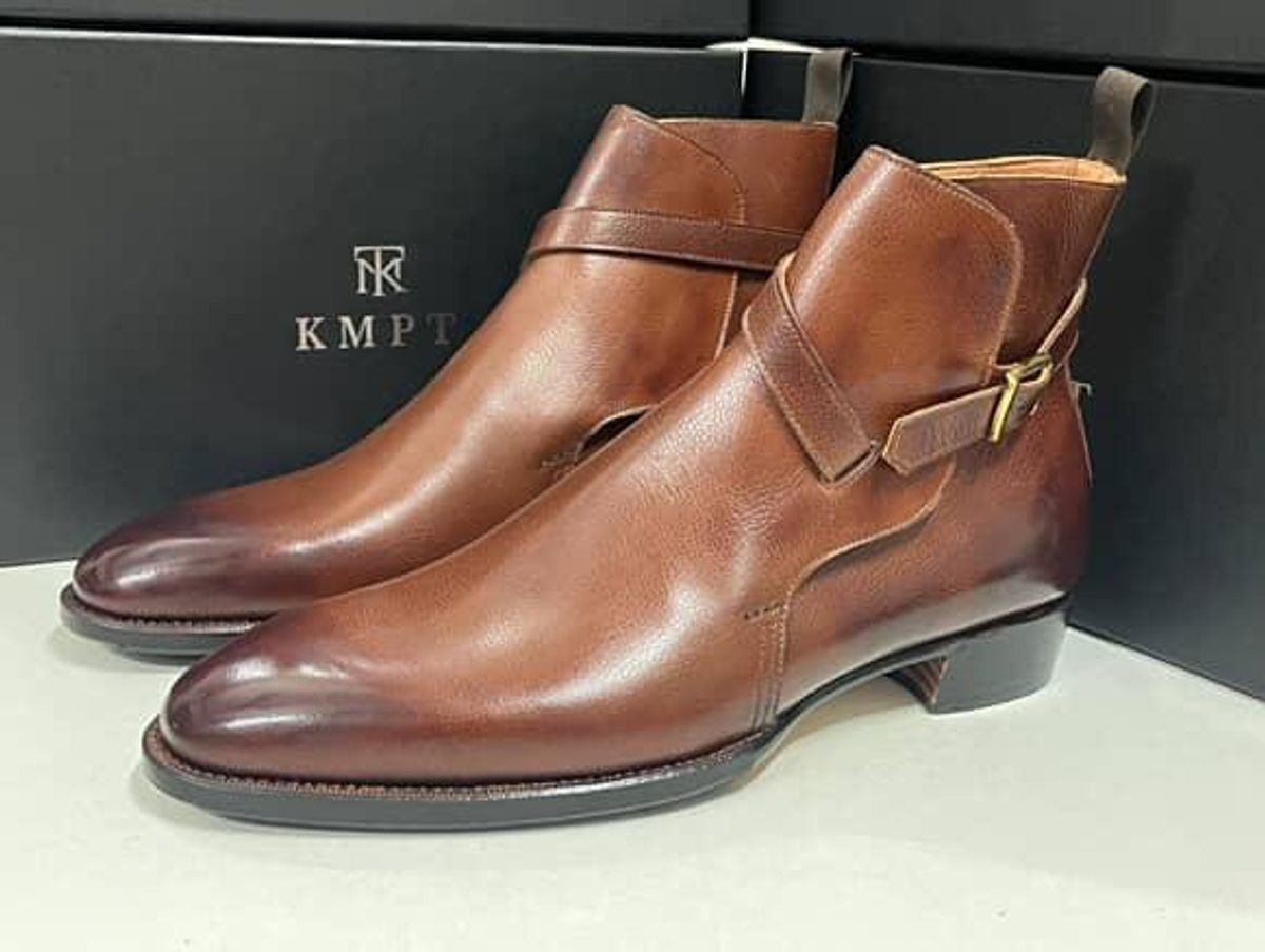 Photo by prospect_joe on July 27, 2025 of the K.M.P.T Shoemaker Jodhpur in Du Puy Brown Country Calf.