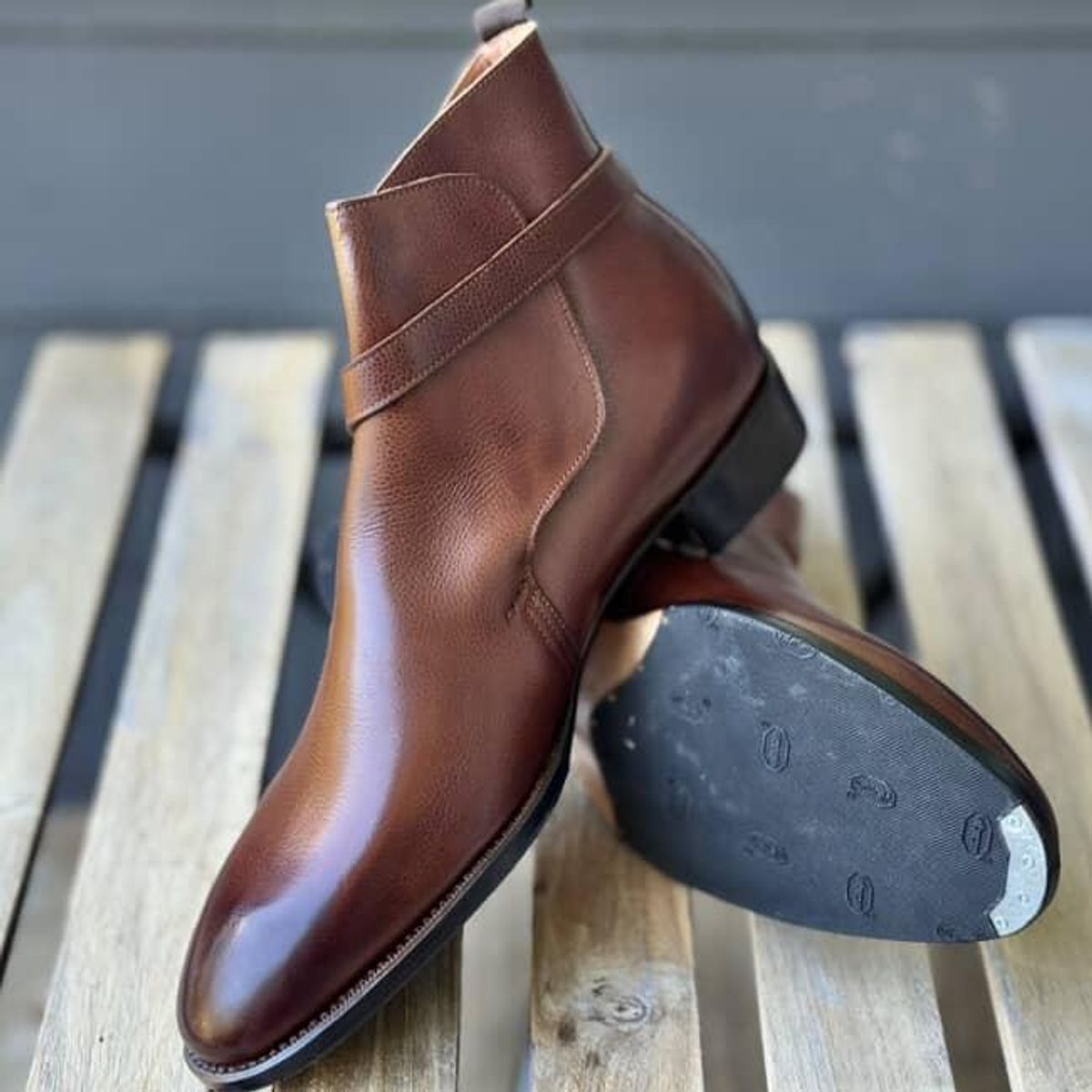 Photo by prospect_joe on August 9, 2025 of the K.M.P.T Shoemaker Jodhpur in Du Puy Brown Country Calf.