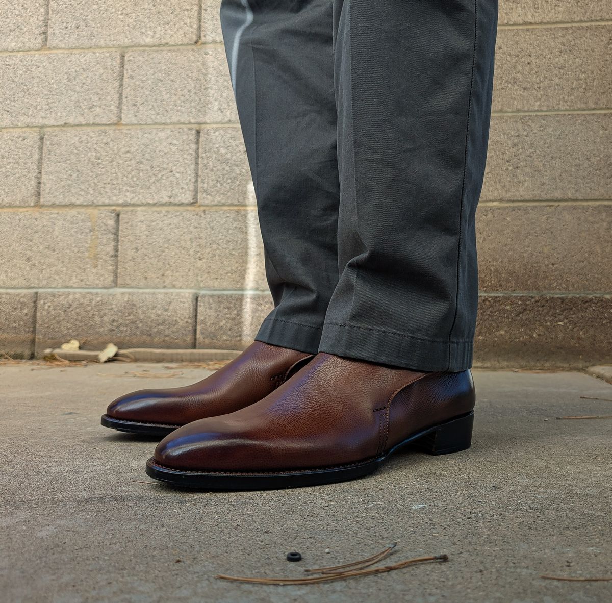 Photo by prospect_joe on August 13, 2025 of the K.M.P.T Shoemaker Jodhpur in Du Puy Brown Country Calf.