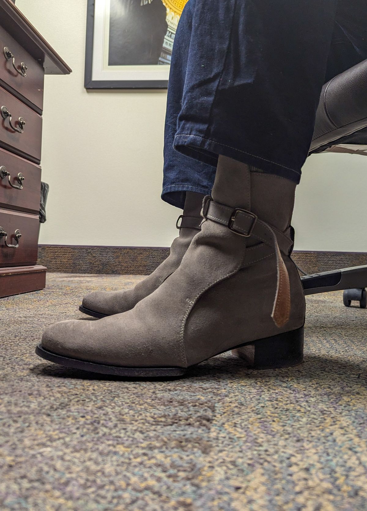 Photo by prospect_joe on December 13, 2024 of the The Last Shoemaker Jodhpur in Grey Suede.