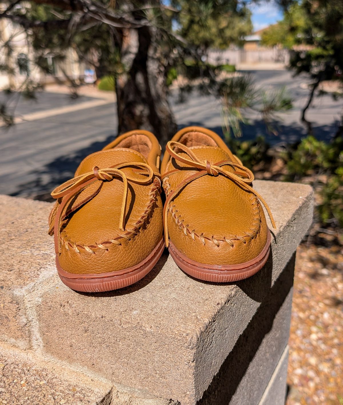 Photo by prospect_joe on October 3, 2025 of the Minnetonka Classic Moccasin in Natural Moosehide.