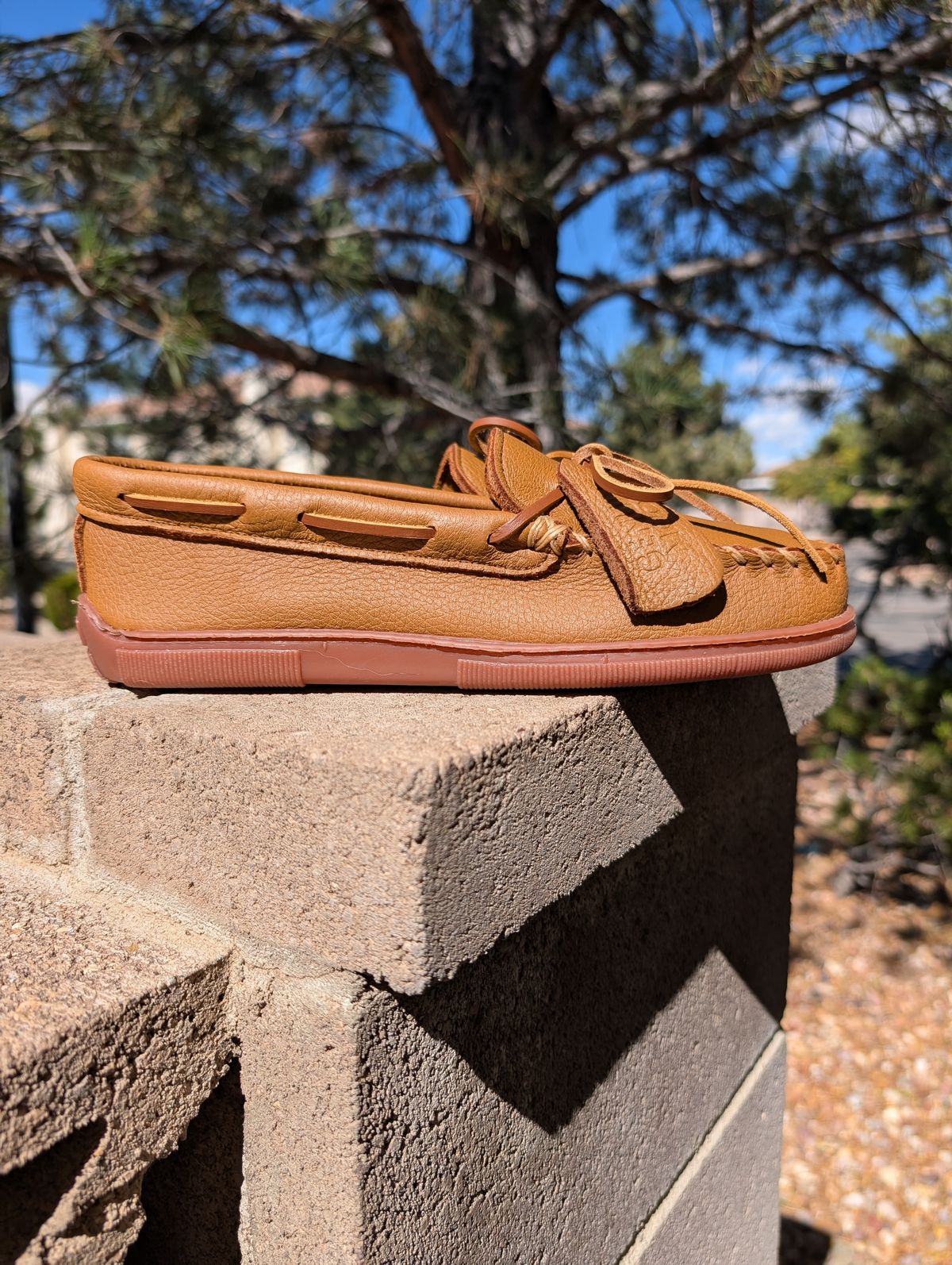 Photo by prospect_joe on October 3, 2025 of the Minnetonka Classic Moccasin in Natural Moosehide.