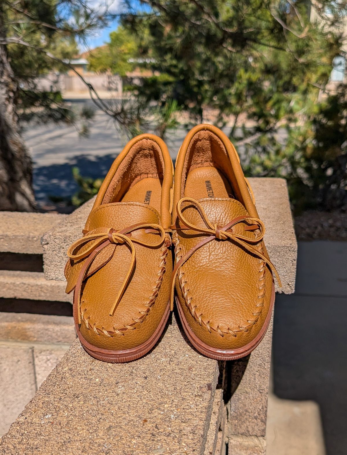 Photo by prospect_joe on October 3, 2025 of the Minnetonka Classic Moccasin in Natural Moosehide.