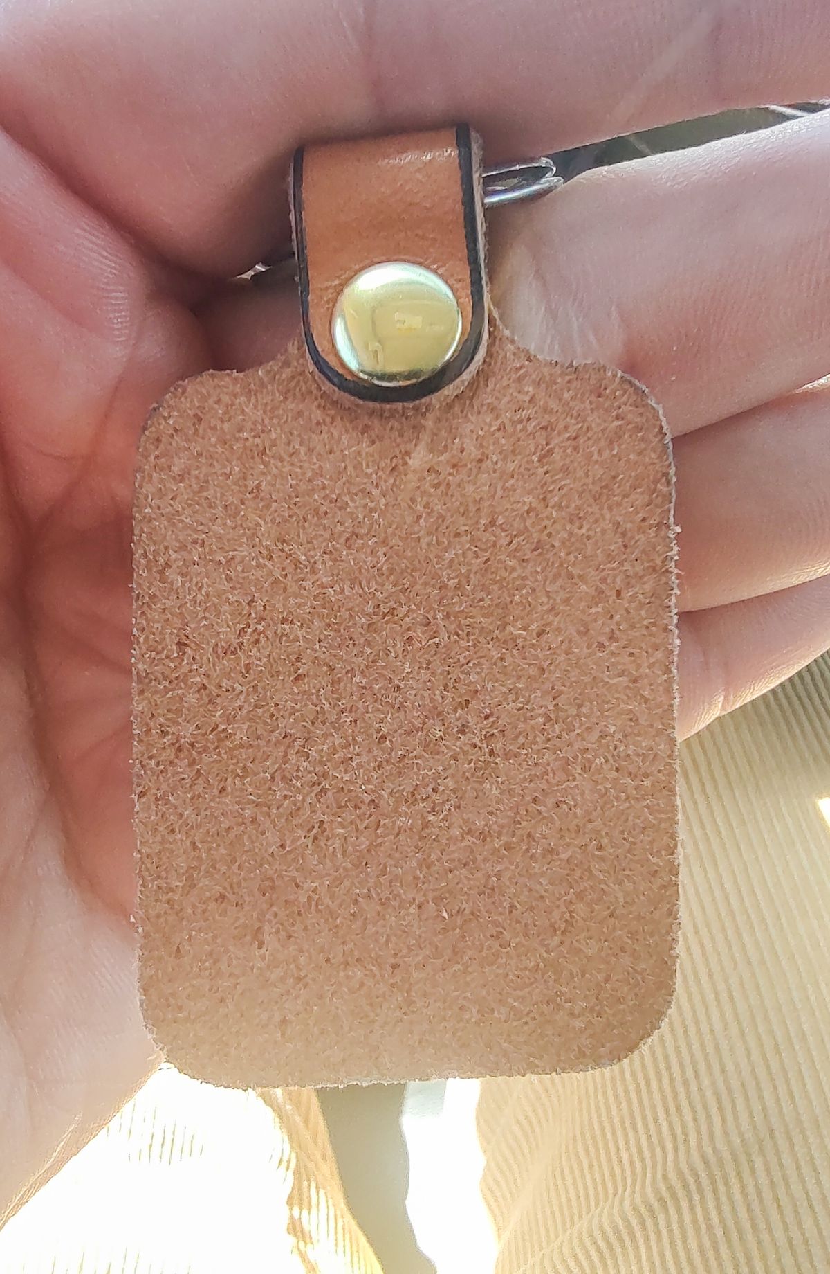 Photo by prospect_joe on August 16, 2024 of the Harker Leatherworks Key Fob in Conceria Walpier Natural Buttero.