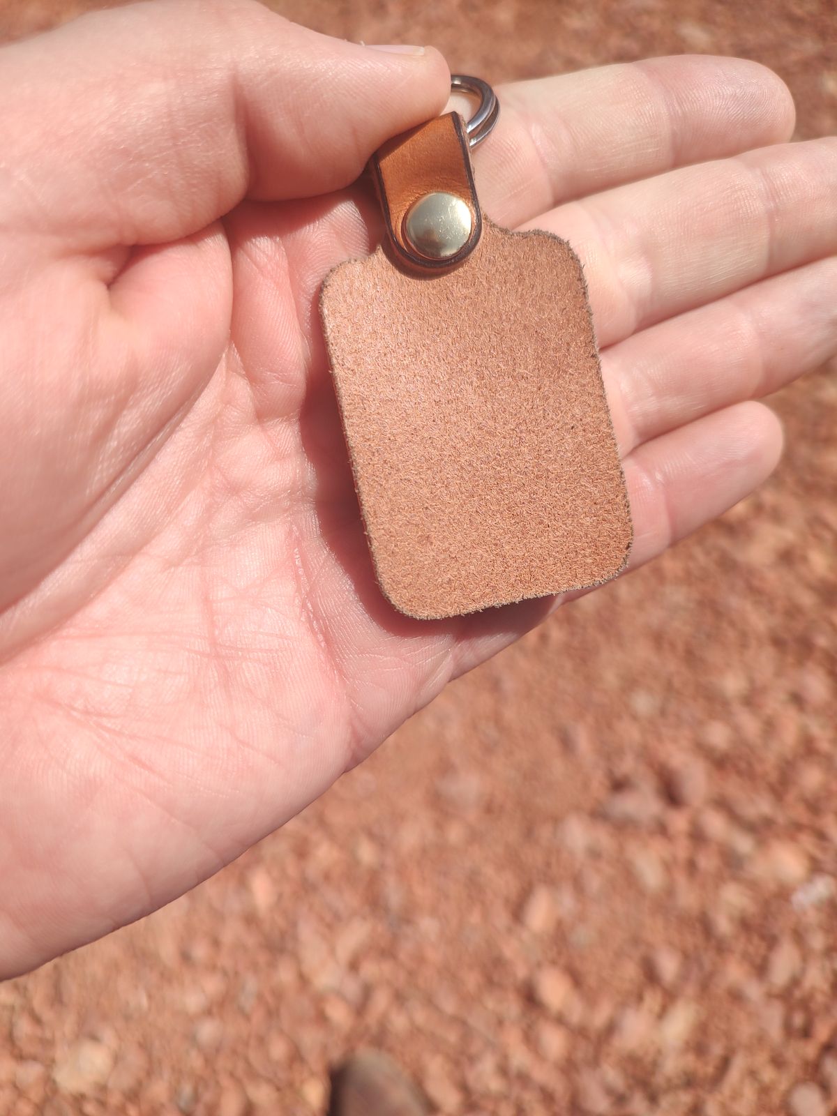 Photo by prospect_joe on September 7, 2024 of the Harker Leatherworks Key Fob in Conceria Walpier Natural Buttero.