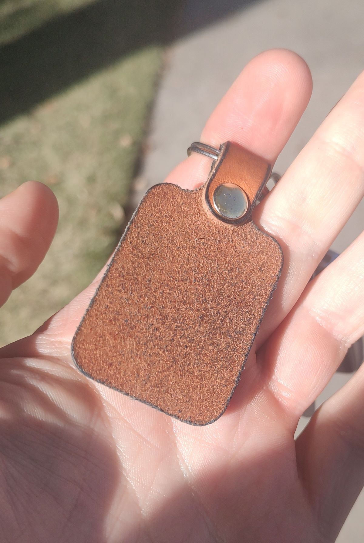 Photo by prospect_joe on October 26, 2024 of the Harker Leatherworks Key Fob in Conceria Walpier Natural Buttero.