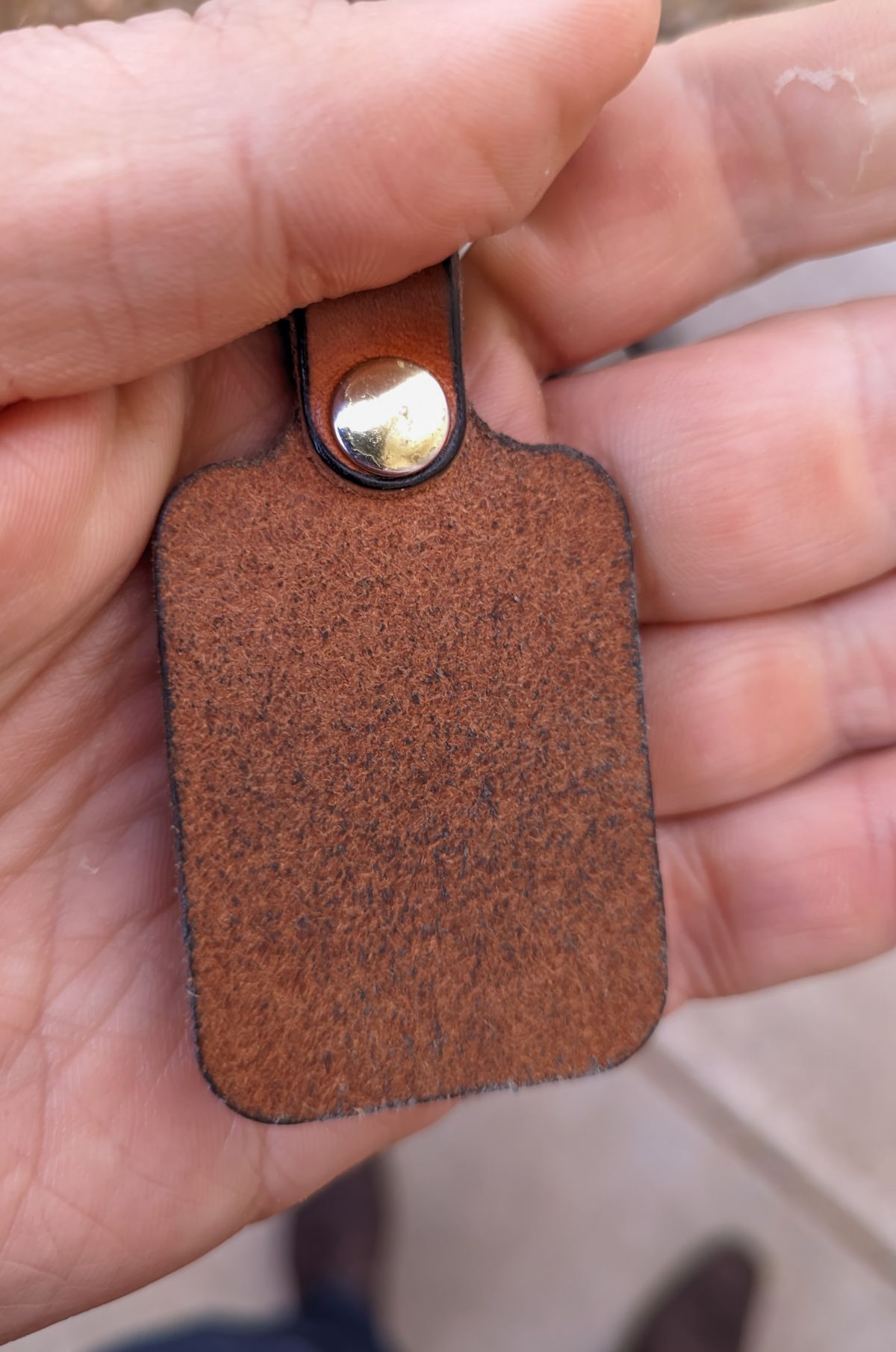 Photo by prospect_joe on December 1, 2024 of the Harker Leatherworks Key Fob in Conceria Walpier Natural Buttero.