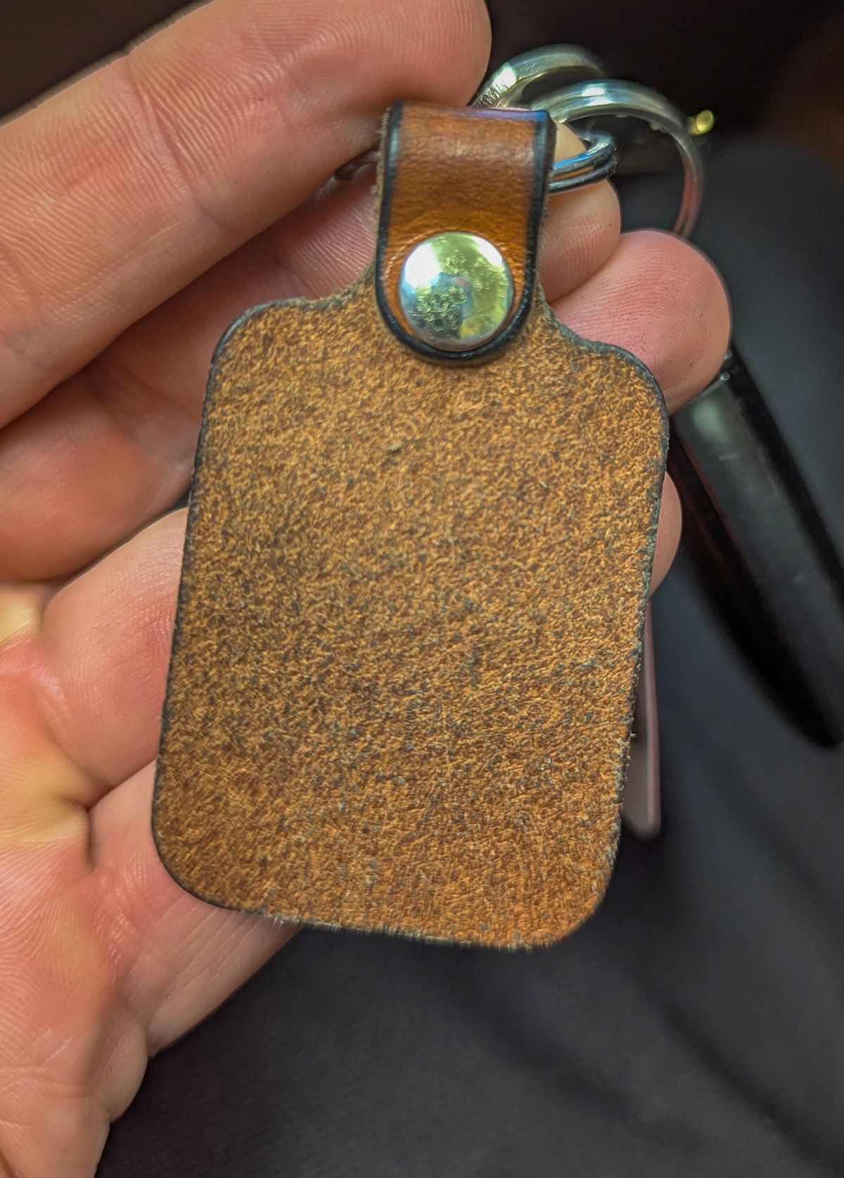 Photo by prospect_joe on January 29, 2025 of the Harker Leatherworks Key Fob in Conceria Walpier Natural Buttero.