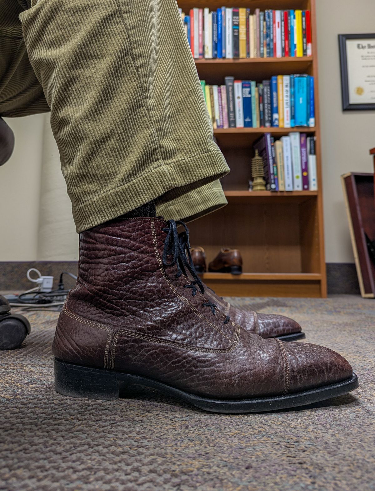 Photo by prospect_joe on January 8, 2025 of the Ichigo Ichie Vintage Boots in Horween Color 8 Montana Bison.