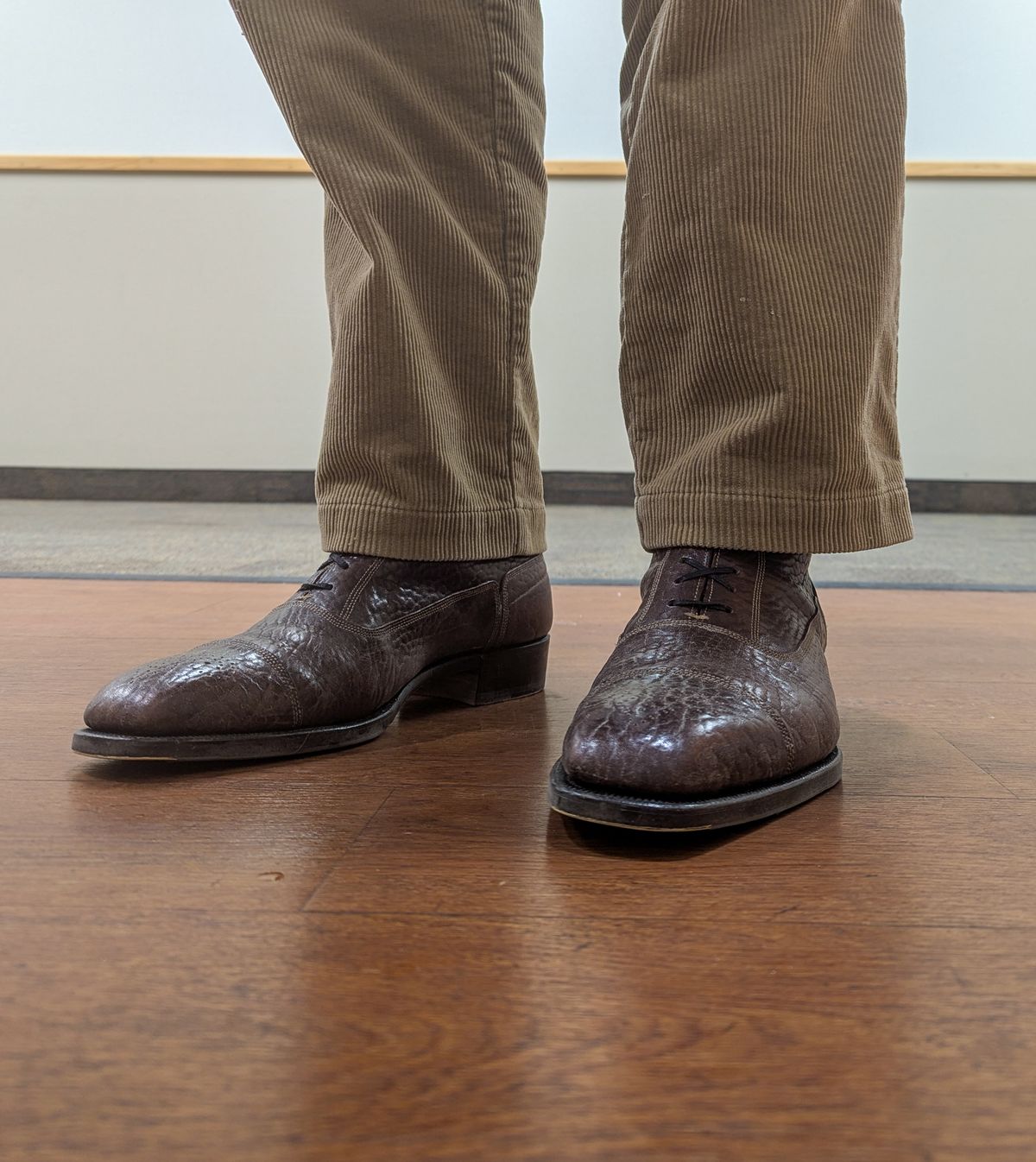 Photo by prospect_joe on January 18, 2025 of the Ichigo Ichie Vintage Boots in Horween Color 8 Montana Bison.