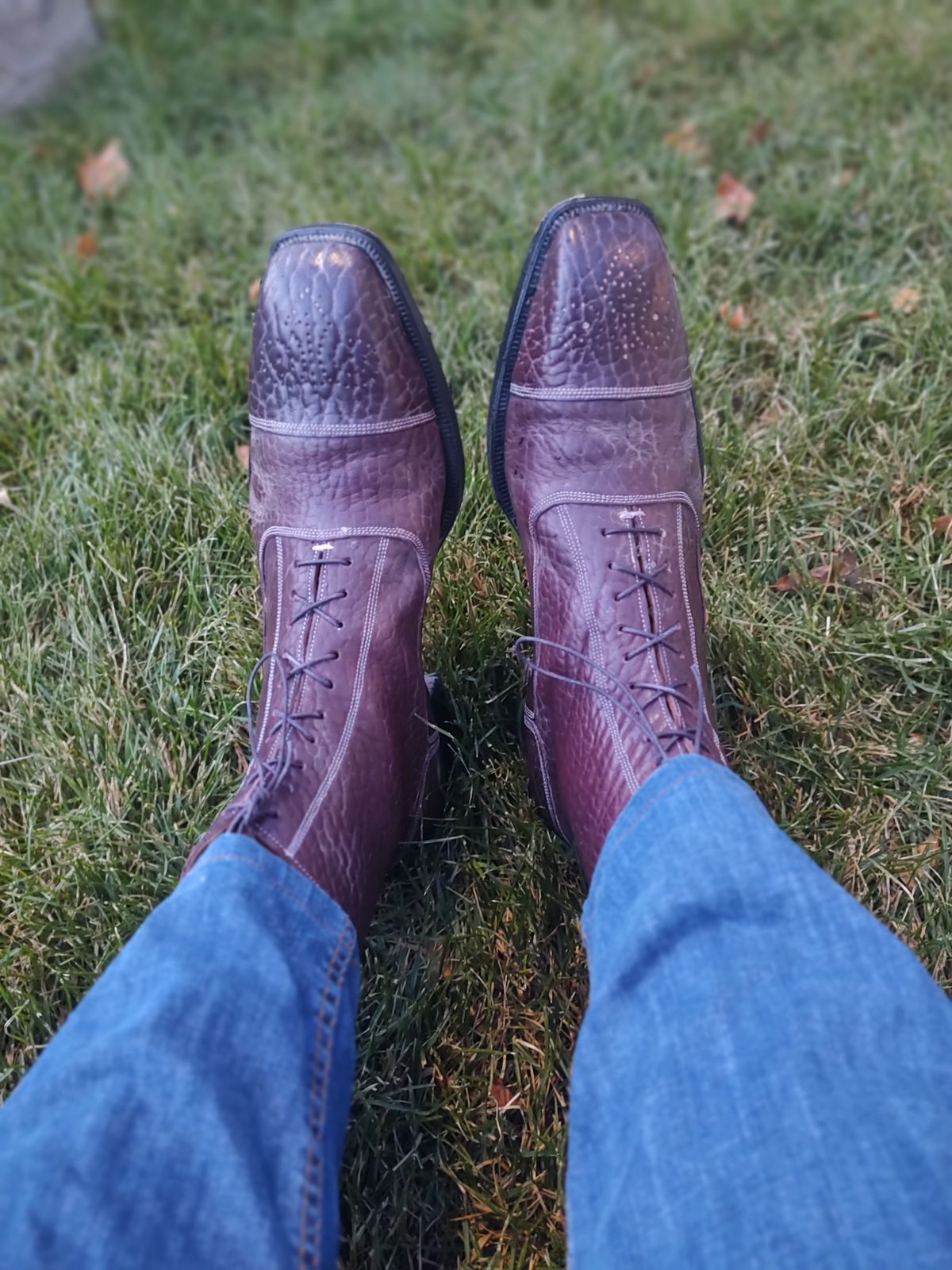 Photo by prospect_joe on October 4, 2023 of the Ichigo Ichie Vintage Boots in Horween Color 8 Montana Bison.