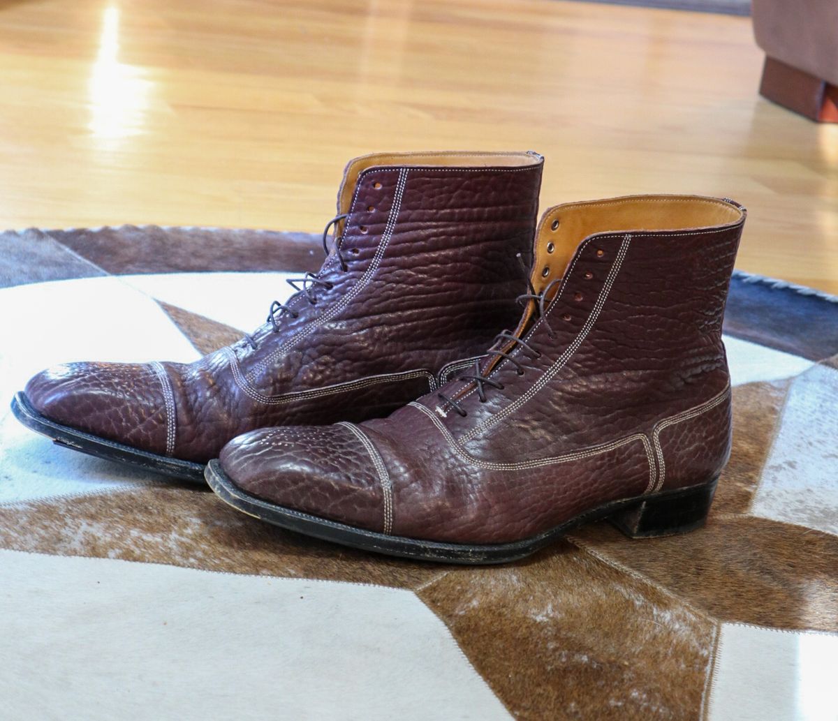 Photo by prospect_joe on October 9, 2023 of the Ichigo Ichie Vintage Boots in Horween Color 8 Montana Bison.