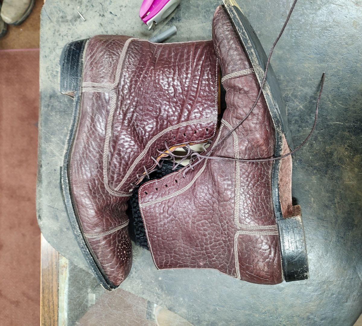 Photo by prospect_joe on November 2, 2023 of the Ichigo Ichie Vintage Boots in Horween Color 8 Montana Bison.