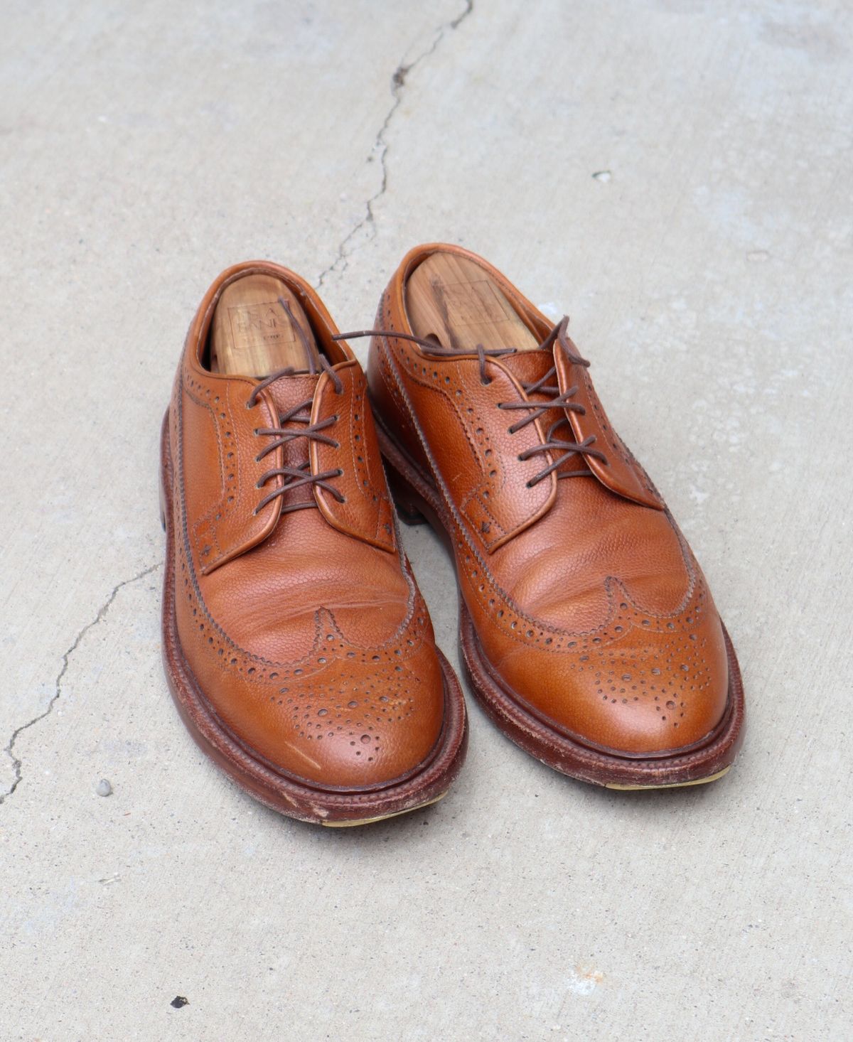 Photo by prospect_joe on April 14, 2024 of the Grant Stone Longwing in Horween Brown Pebble Grain.