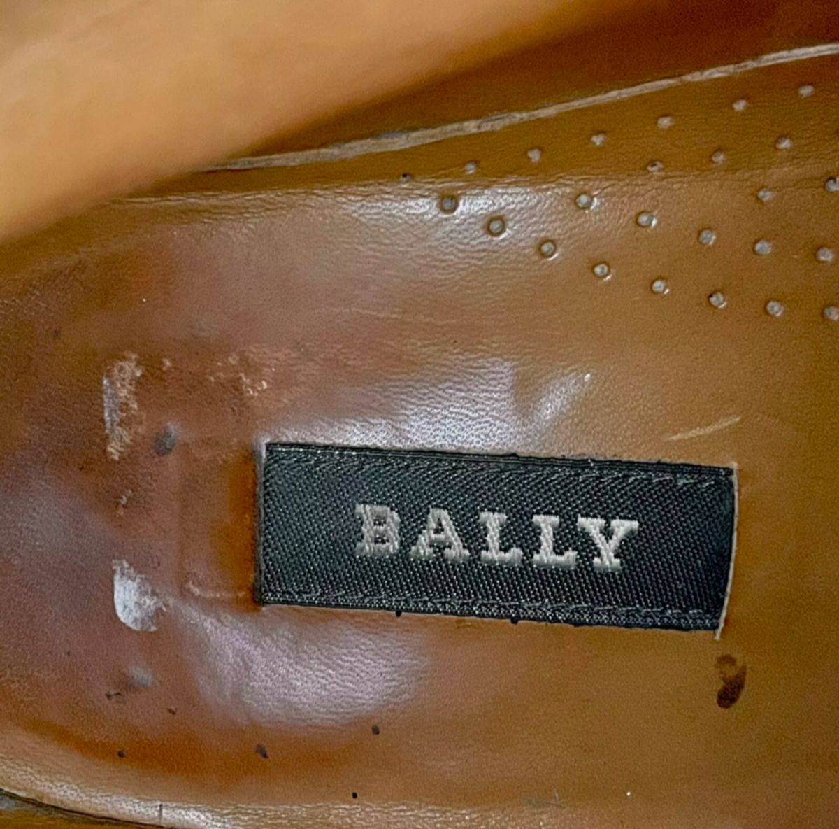 Photo by prospect_joe on January 13, 2025 of the Bally Tempo in Black Pebble Grain.