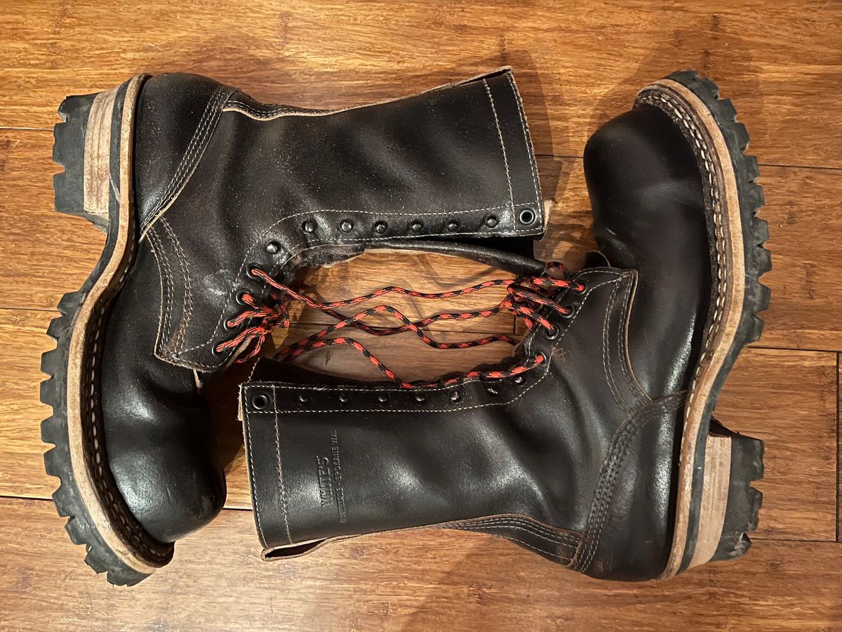 Photo by TurboC12H23 on January 6, 2024 of the White's Smokejumper in Horween Black Waxed Flesh.