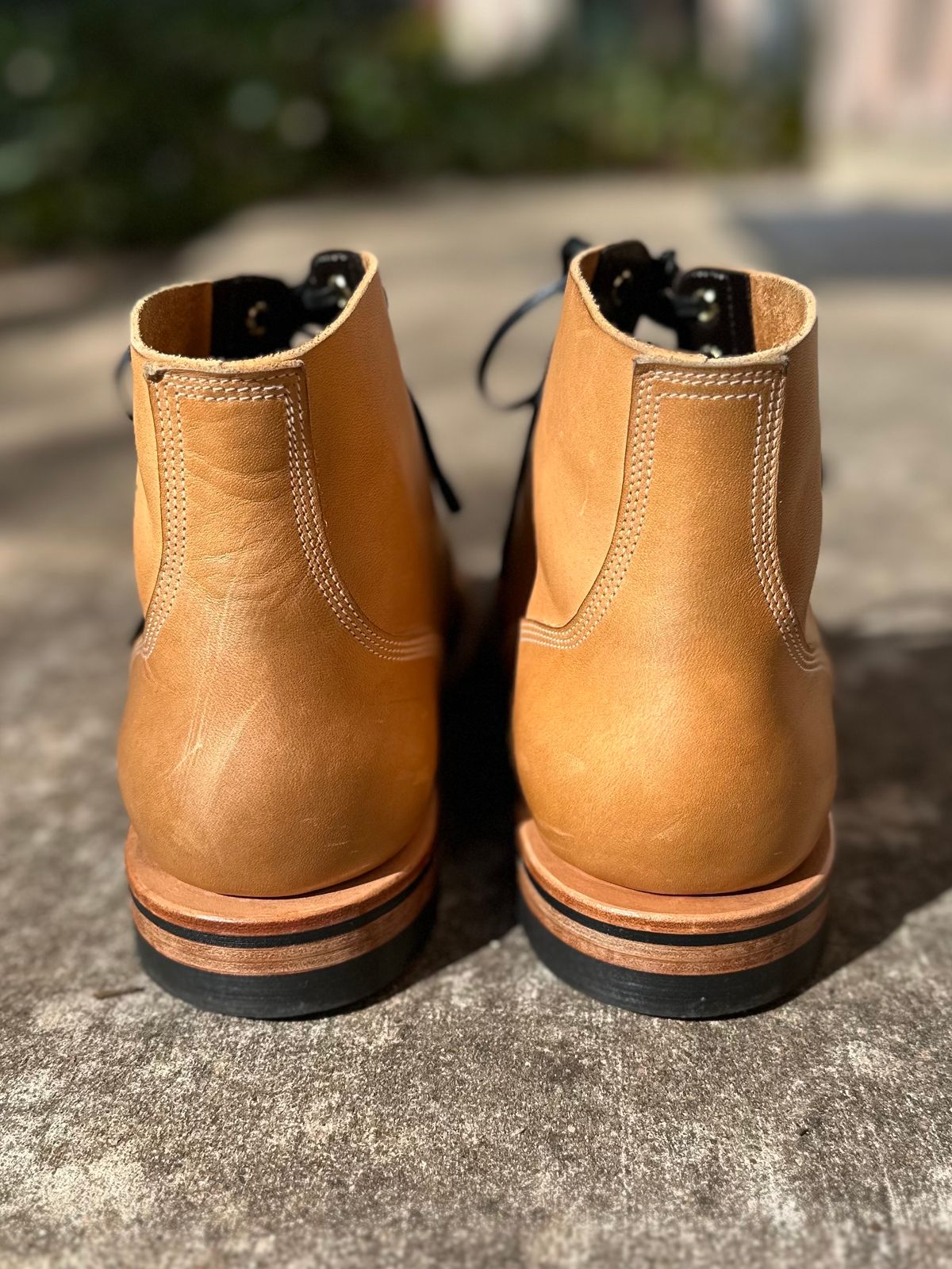 Photo by sononchalant on December 1, 2023 of the New River Boot Boondocker in Horween Moc Latigo.