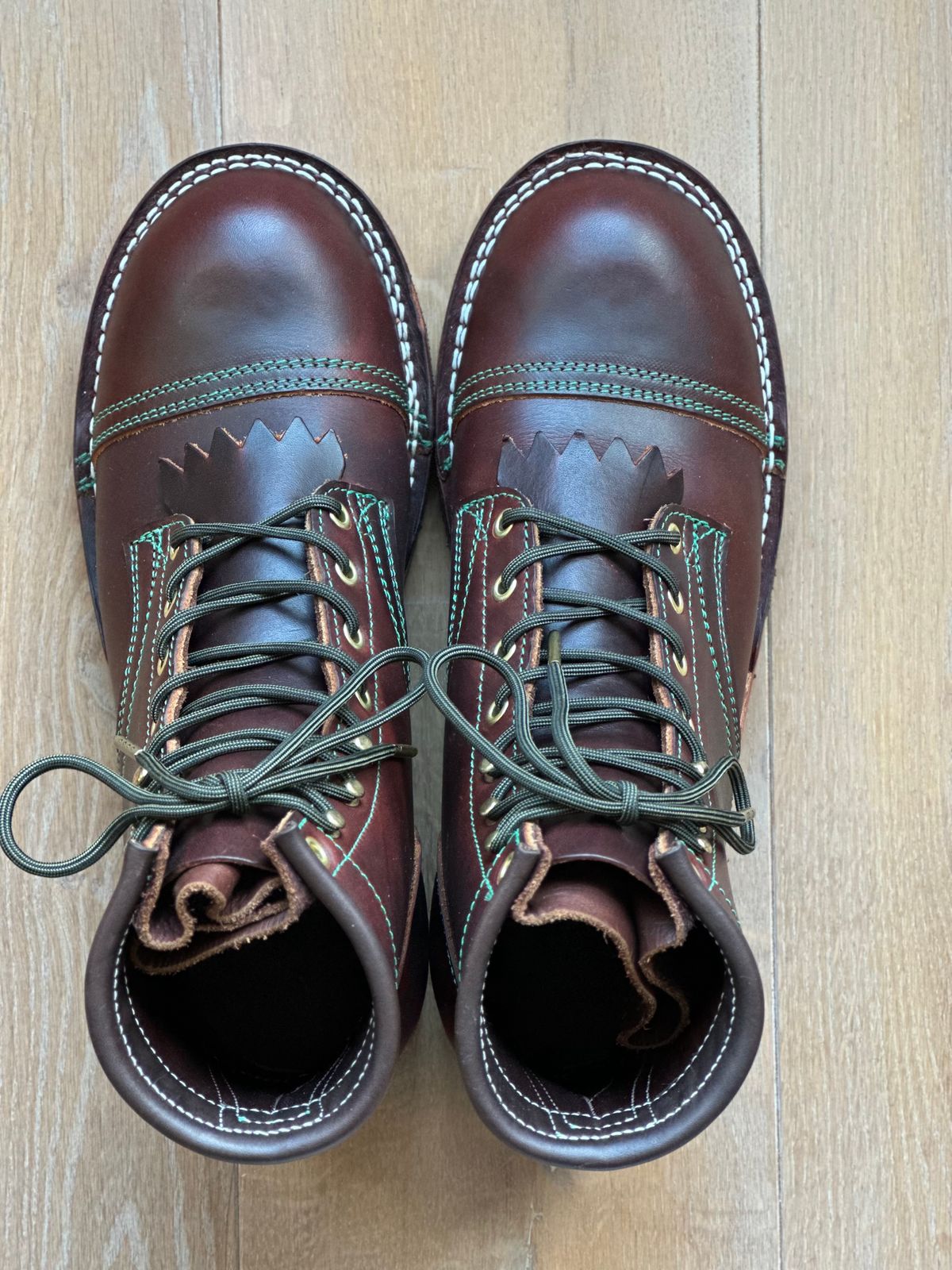 Photo by Dutchbootsguy on October 1, 2023 of the Frank's Boots Ground Pounder in Wickett & Craig Chestnut Oiled Latigo.