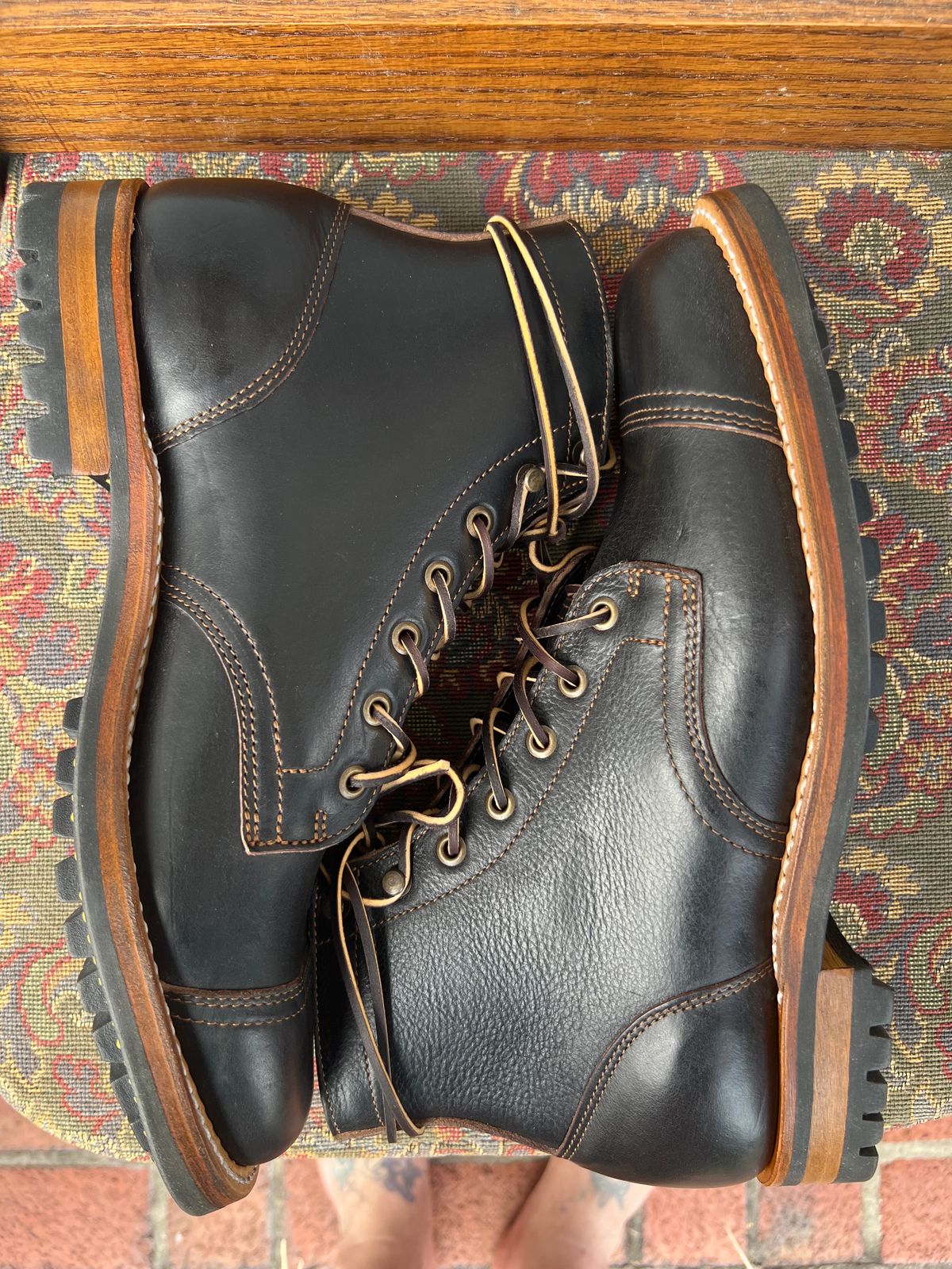 Photo by MrHammett86 on October 5, 2023 of the Truman Unknown Model in Black Teacore.