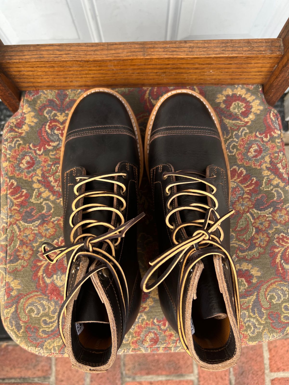 Photo by MrHammett86 on October 5, 2023 of the Truman Unknown Model in Black Teacore.