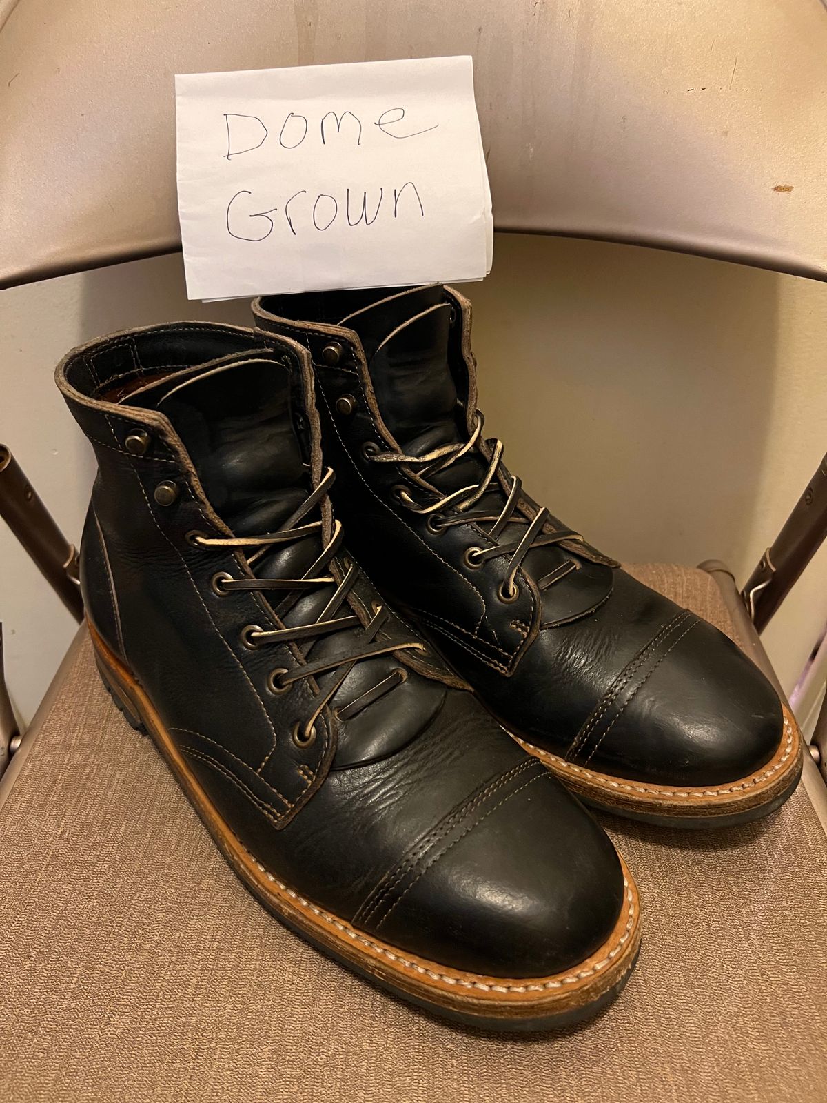 Photo by MrHammett86 on November 9, 2023 of the Truman Unknown Model in Black Teacore.