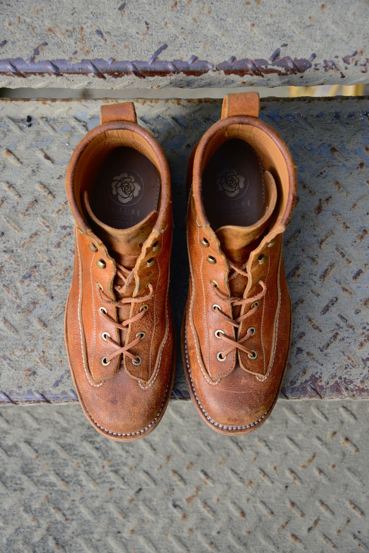 Photo by Eddie on February 6, 2023 of the Txture Sanity Boots in C.F. Stead Coach Crazy Cow.