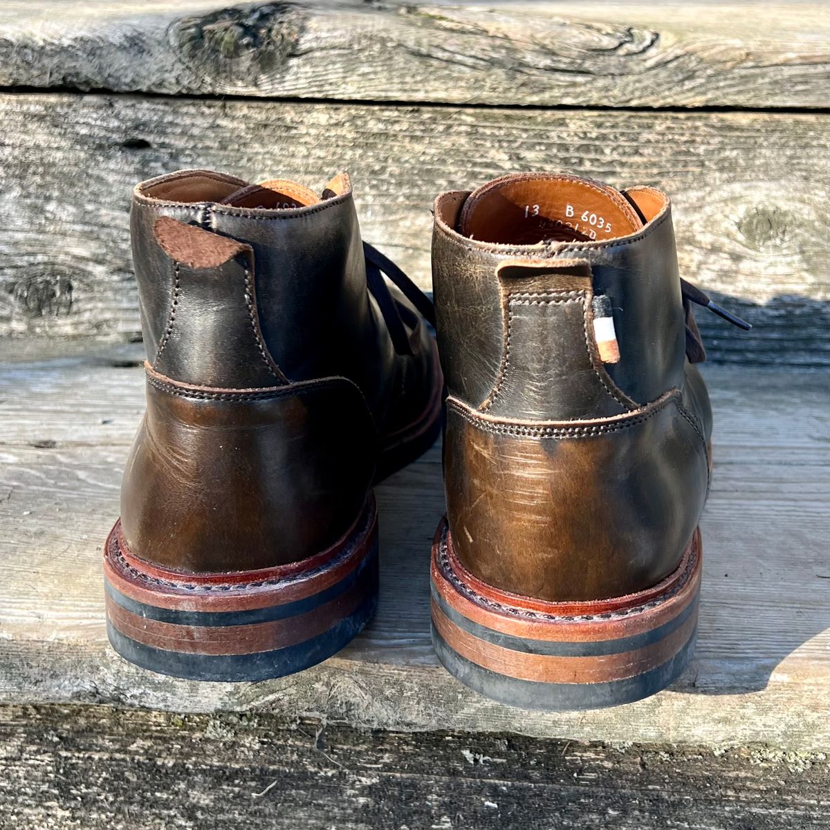 Photo by mreams99 on December 4, 2025 of the Allen Edmonds Chandler in Allen Edmonds / Antique Hickory.