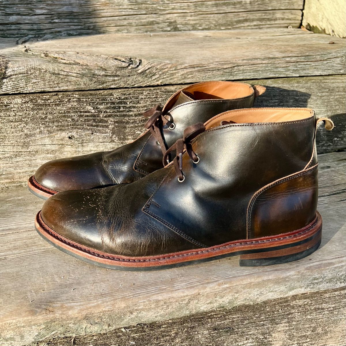 Photo by mreams99 on January 5, 2026 of the Allen Edmonds Chandler in Allen Edmonds / Antique Hickory.