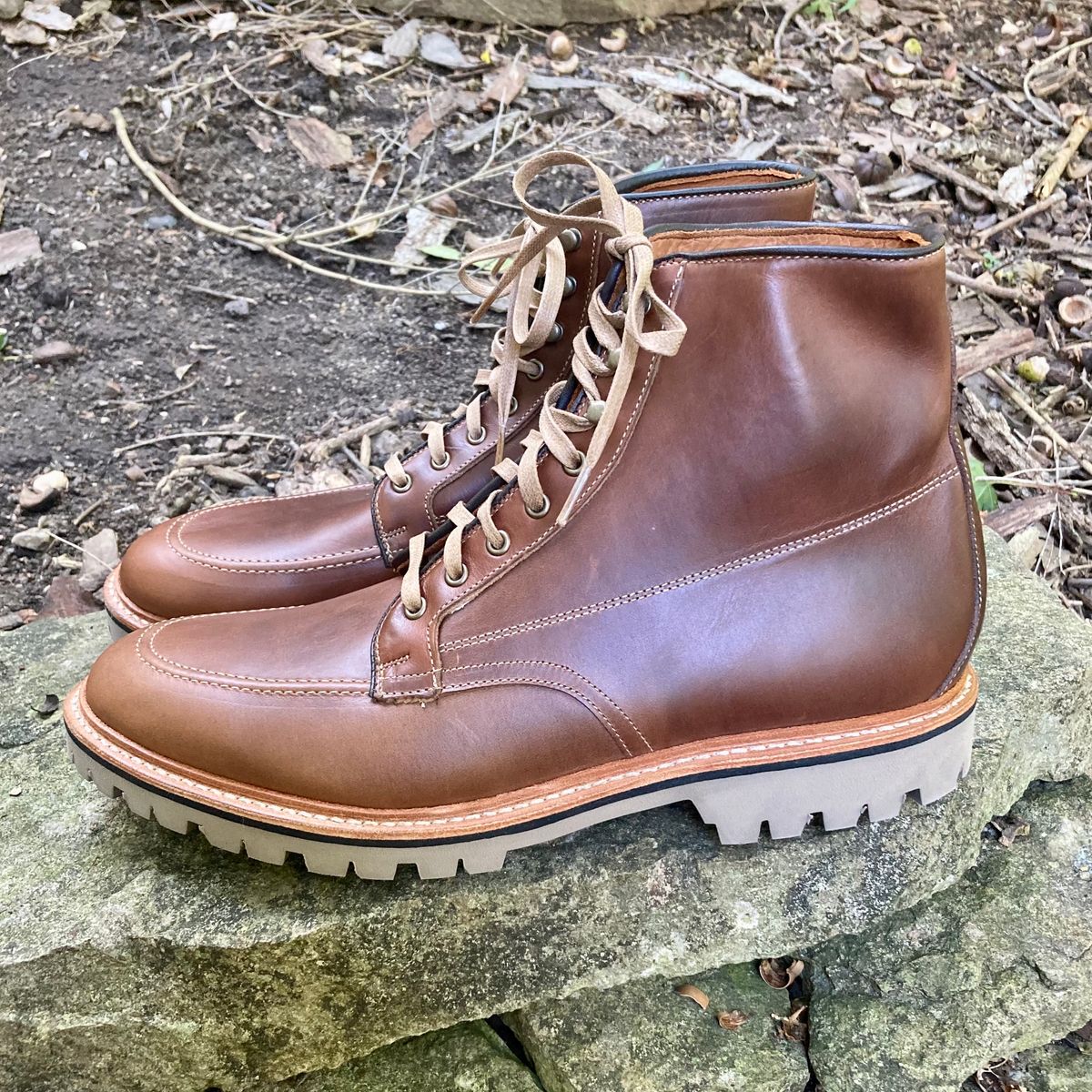 Photo by mreams99 on October 1, 2023 of the Allen Edmonds Freeport in Horween Natural Chromexcel.