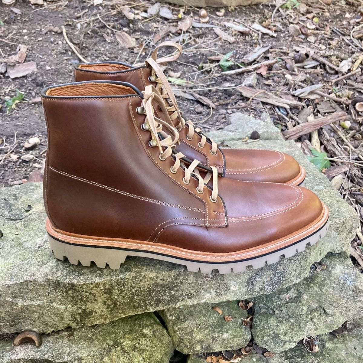 Photo by mreams99 on October 1, 2023 of the Allen Edmonds Freeport in Horween Natural Chromexcel.