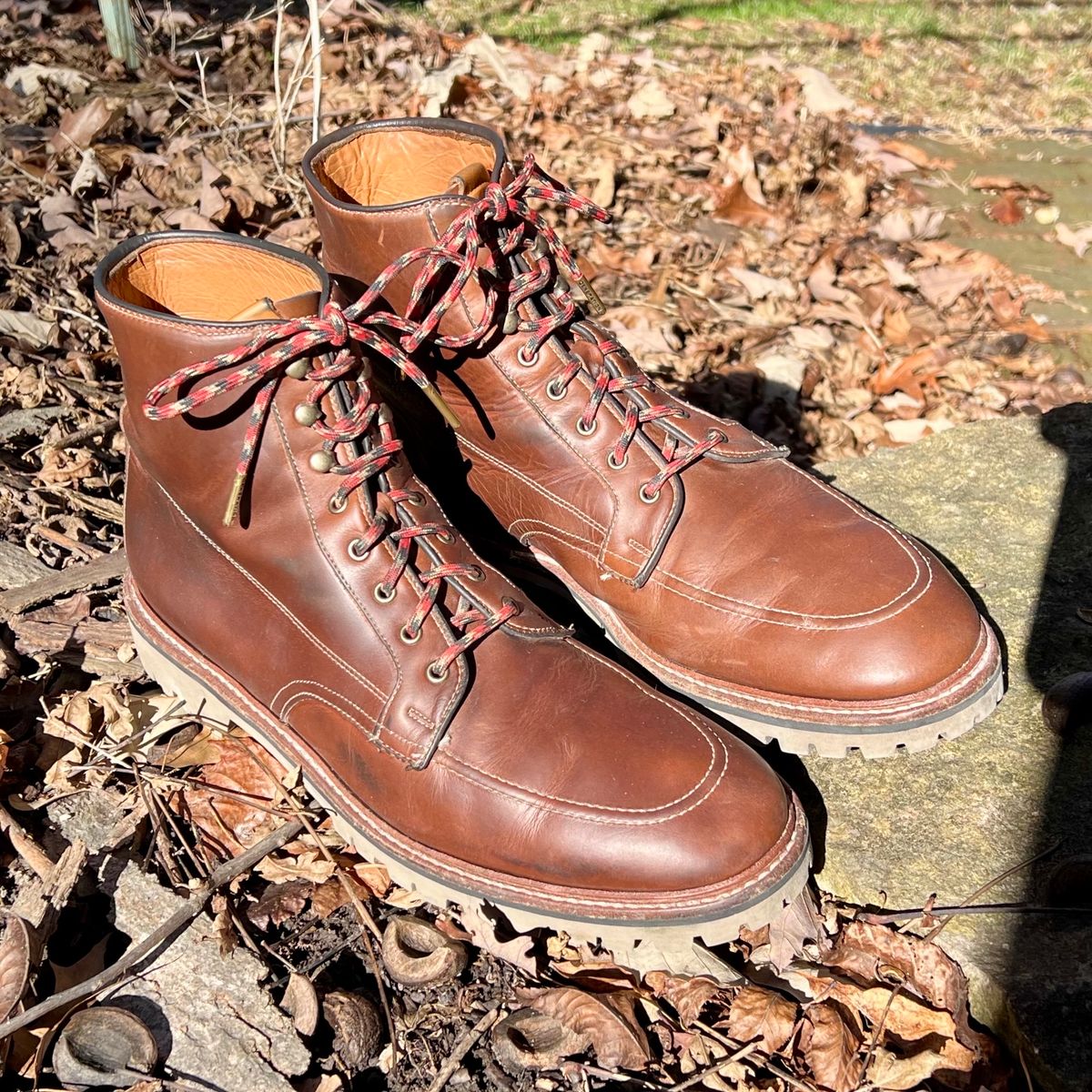 Photo by mreams99 on February 4, 2024 of the Allen Edmonds Freeport in Horween Natural Chromexcel.