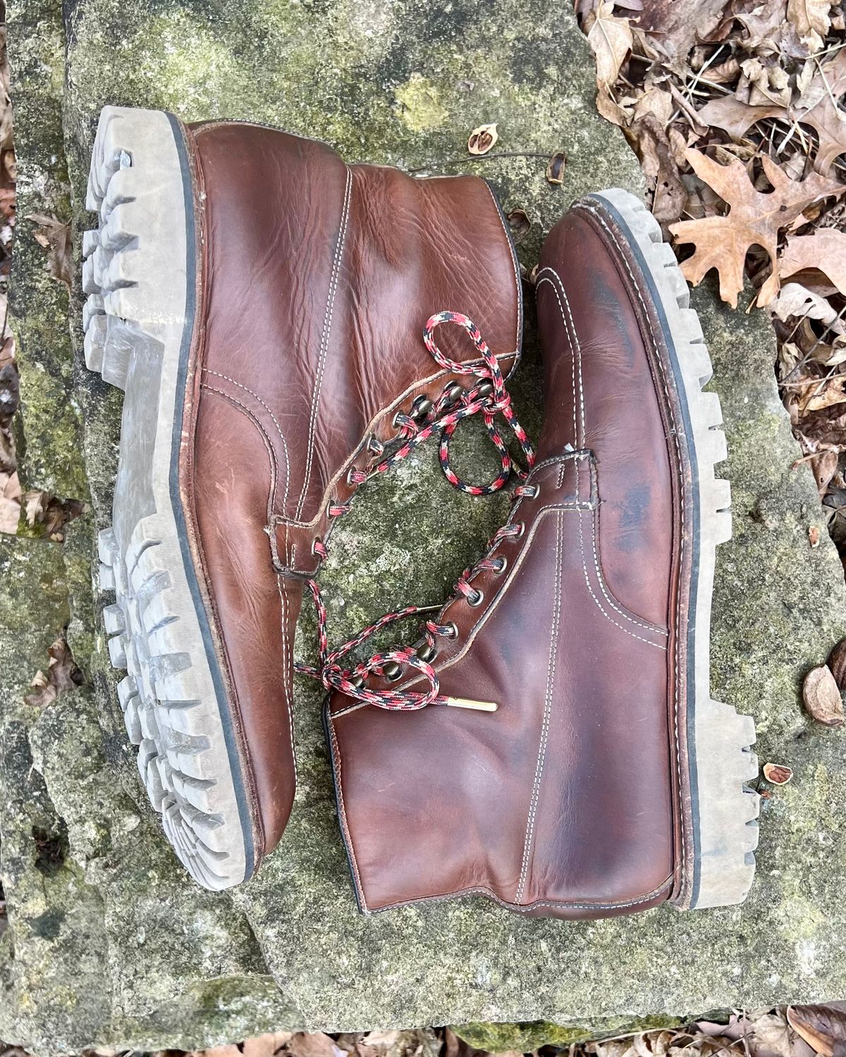 Photo by mreams99 on March 4, 2024 of the Allen Edmonds Freeport in Horween Natural Chromexcel.