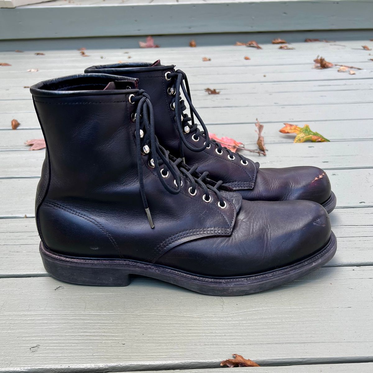 Photo by mreams99 on November 5, 2024 of the Red Wing 953 in Velva Boomer.