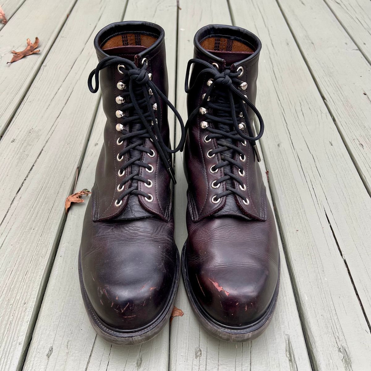 Photo by mreams99 on December 4, 2024 of the Red Wing 953 in Velva Boomer.