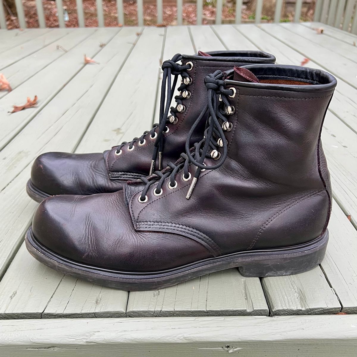 Photo by mreams99 on December 4, 2024 of the Red Wing 953 in Velva Boomer.