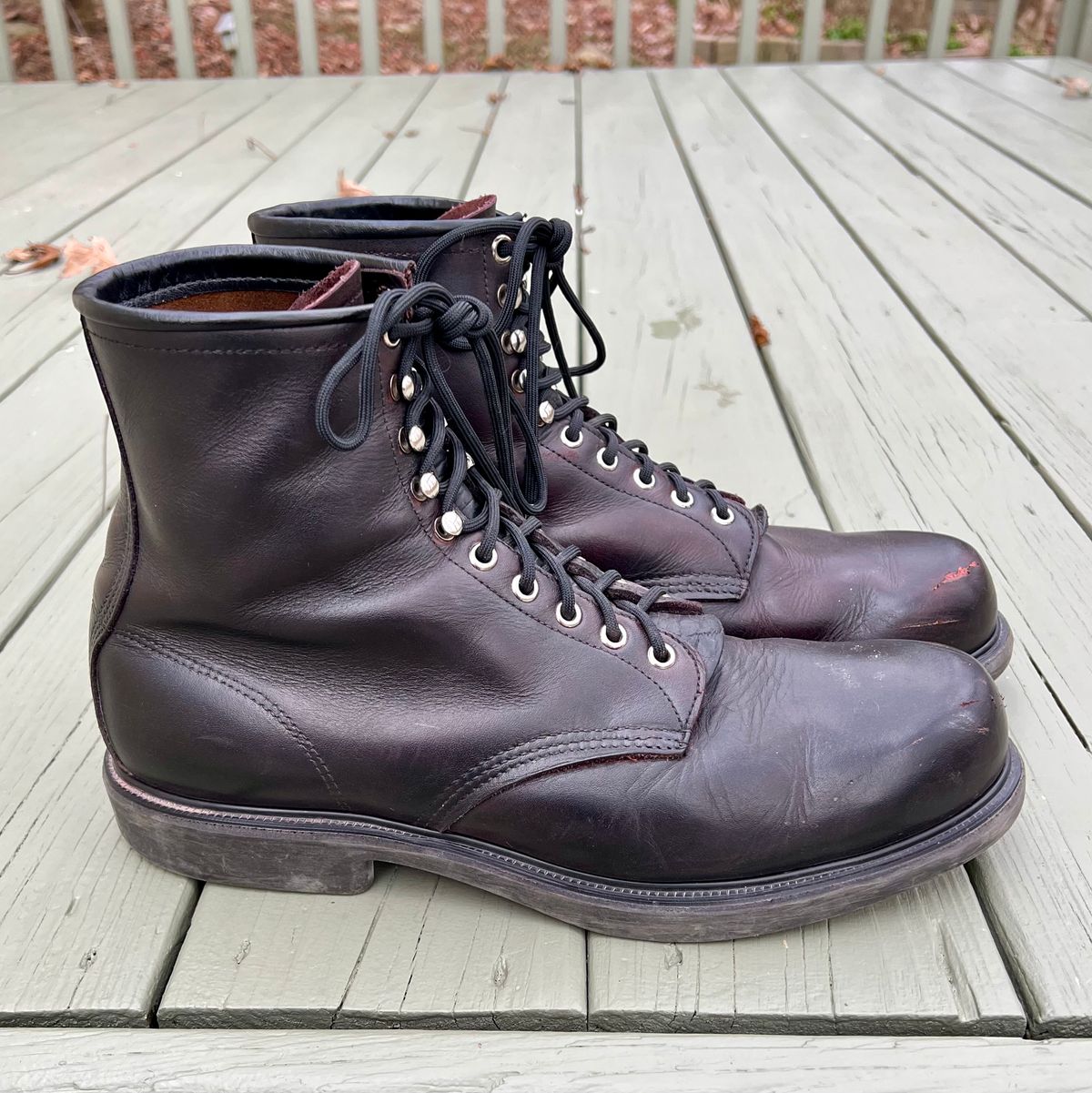 Photo by mreams99 on December 4, 2024 of the Red Wing 953 in Velva Boomer.