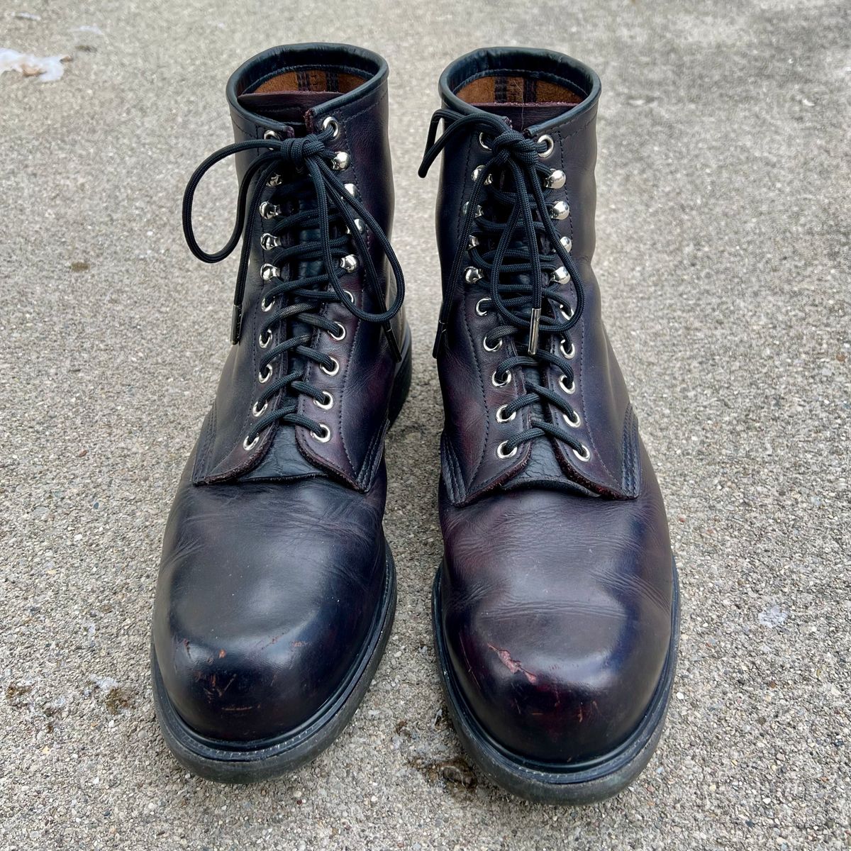 Photo by mreams99 on January 5, 2025 of the Red Wing 953 in Velva Boomer.