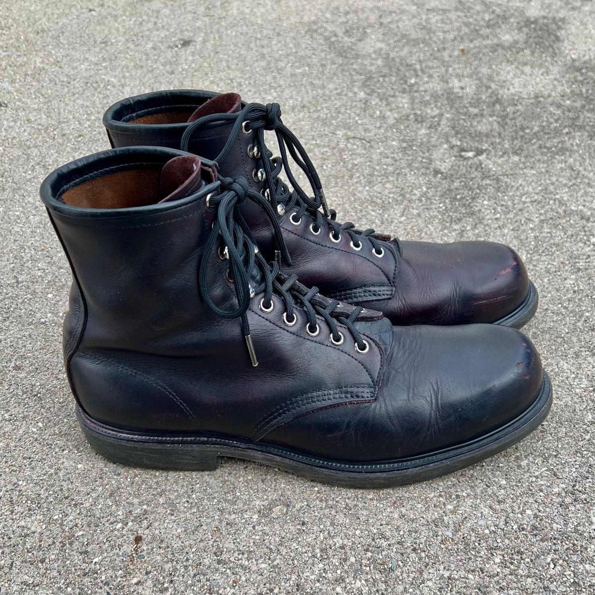 Photo by mreams99 on January 5, 2025 of the Red Wing 953 in Velva Boomer.