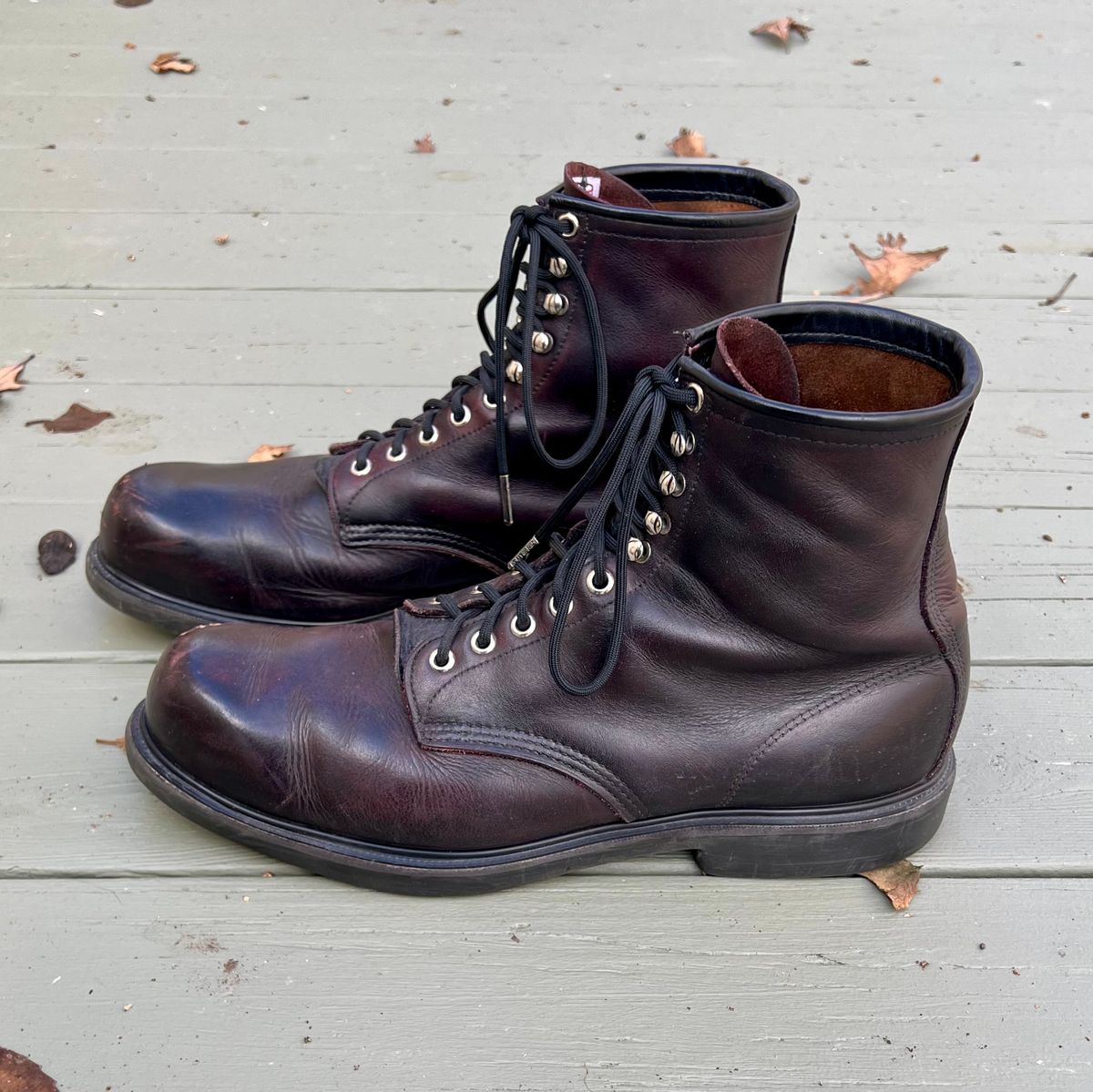 Photo by mreams99 on February 4, 2025 of the Red Wing 953 in Velva Boomer.