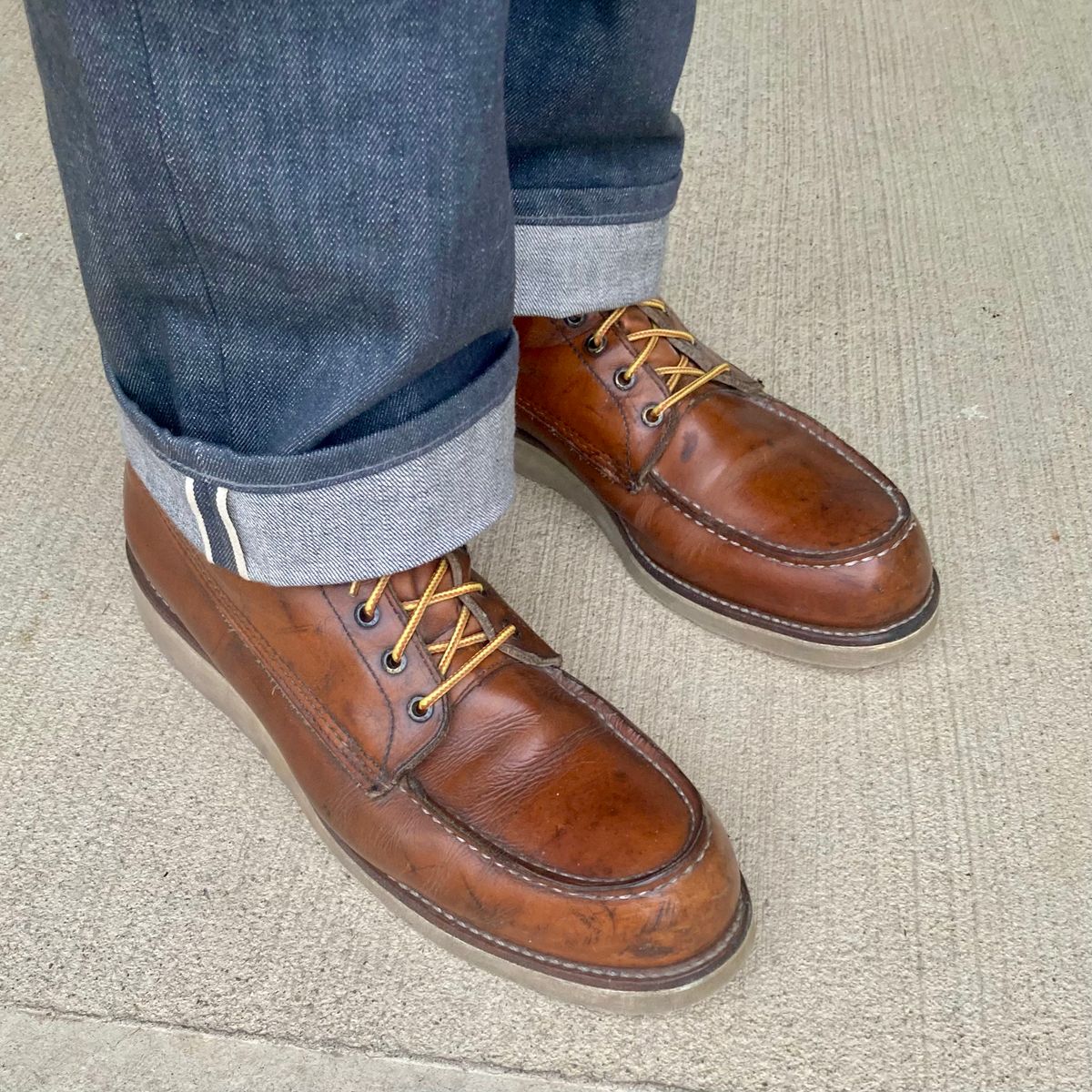 Photo by mreams99 on March 27, 2023 of the Red Wing 8-Inch Classic Moc in S.B. Foot Oro-Iginal.