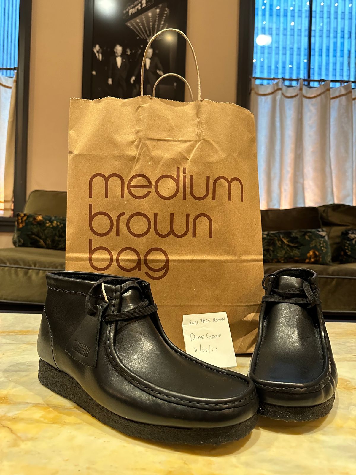Photo by realtreeroman on November 5, 2023 of the Clarks Wallabee Boot in Unknown Leather.