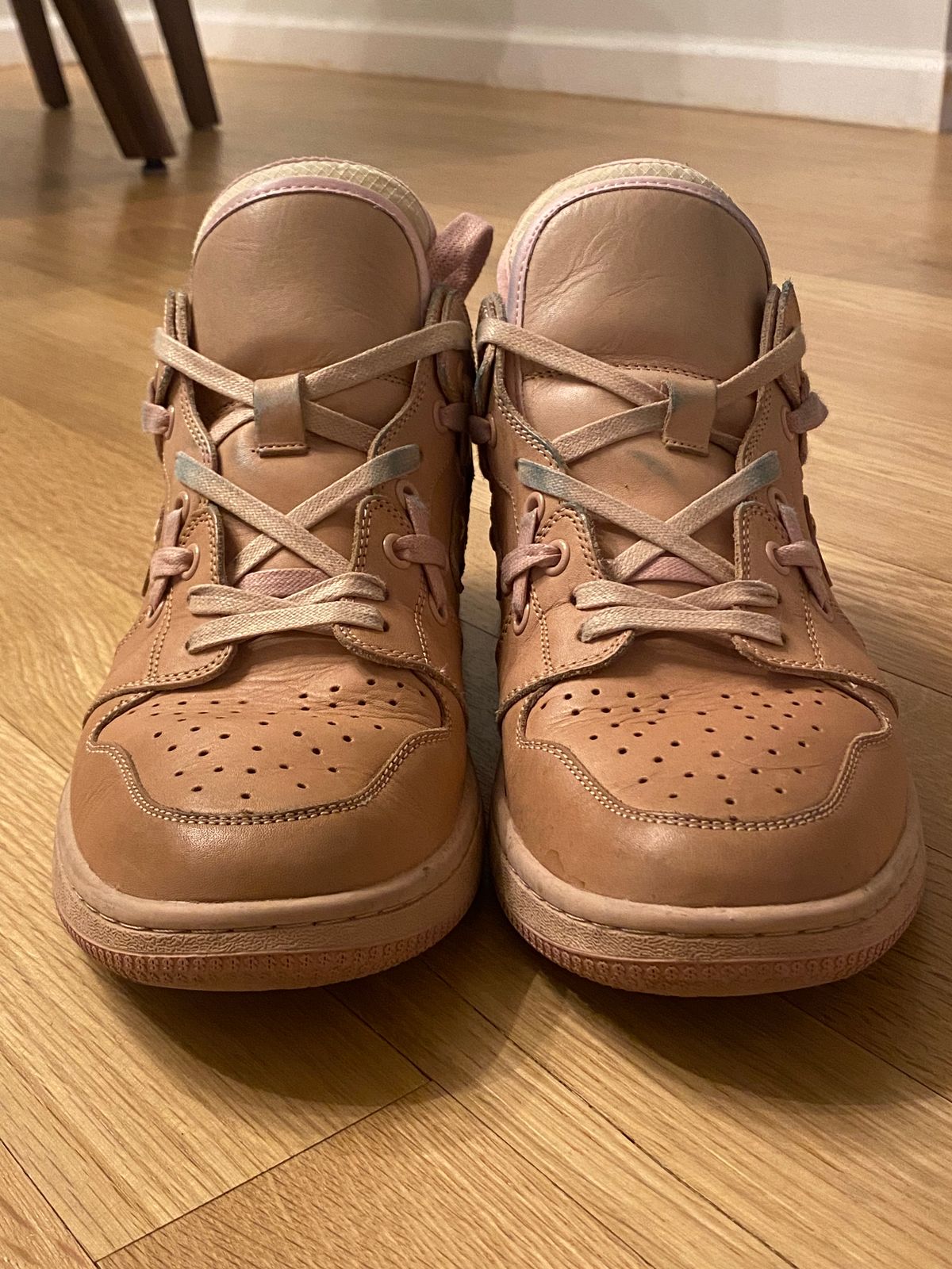 Photo by Aquabacs on February 5, 2023 of the Sia Collective D.1.Y Low in Unknown Natural Veg Tan.
