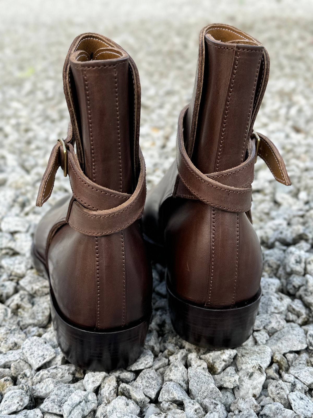 Photo by mk_alexchong on October 1, 2024 of the XBXS Jodhpur in Maryam Brown Horsebutt.