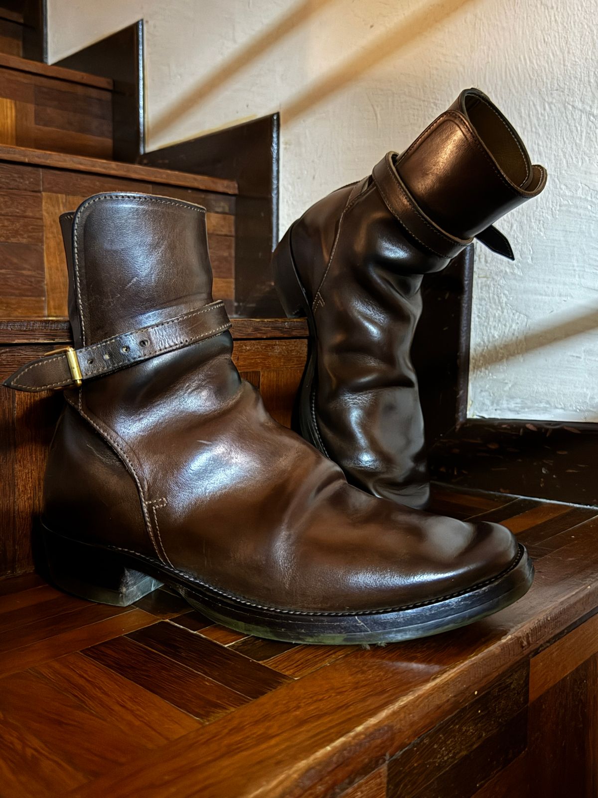 Photo by mk_alexchong on February 5, 2025 of the XBXS Jodhpur in Maryam Brown Horsebutt.