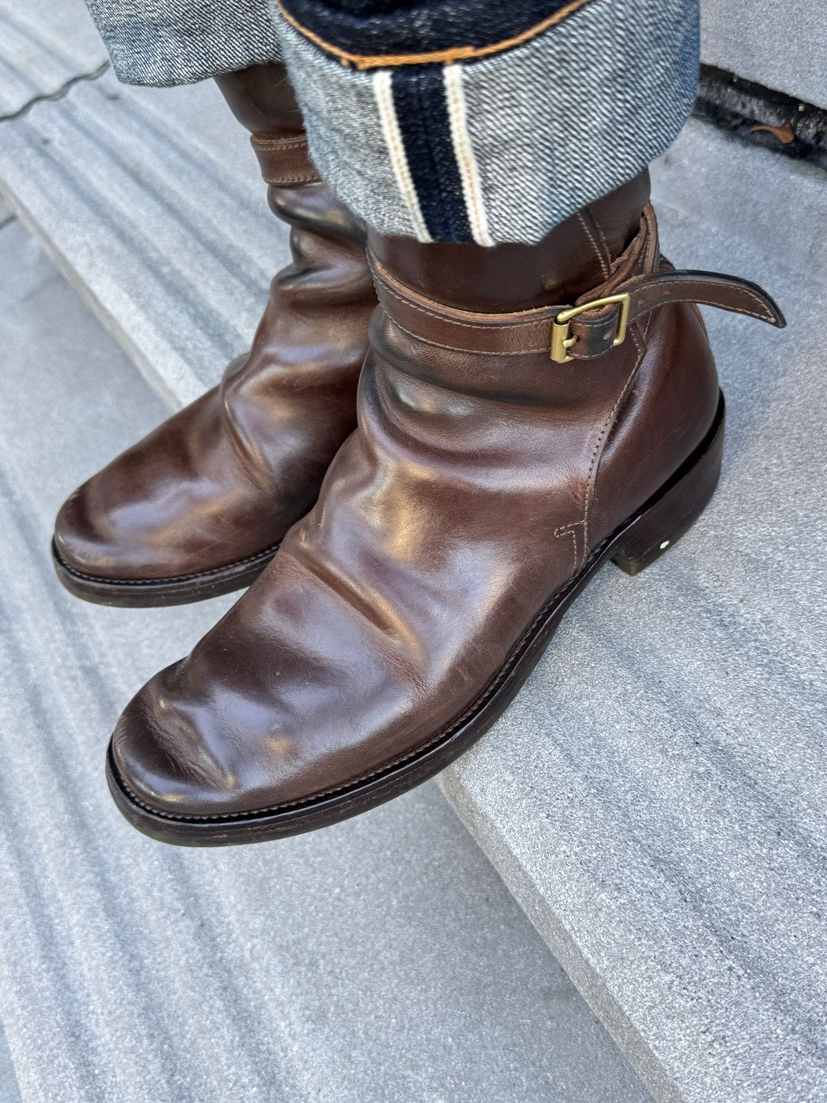 Photo by mk_alexchong on February 28, 2025 of the XBXS Jodhpur in Maryam Brown Horsebutt.
