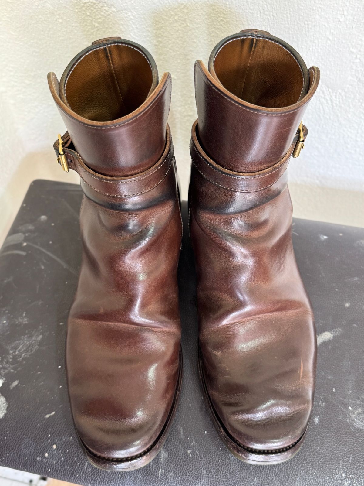 Photo by mk_alexchong on March 20, 2025 of the XBXS Jodhpur in Maryam Brown Horsebutt.