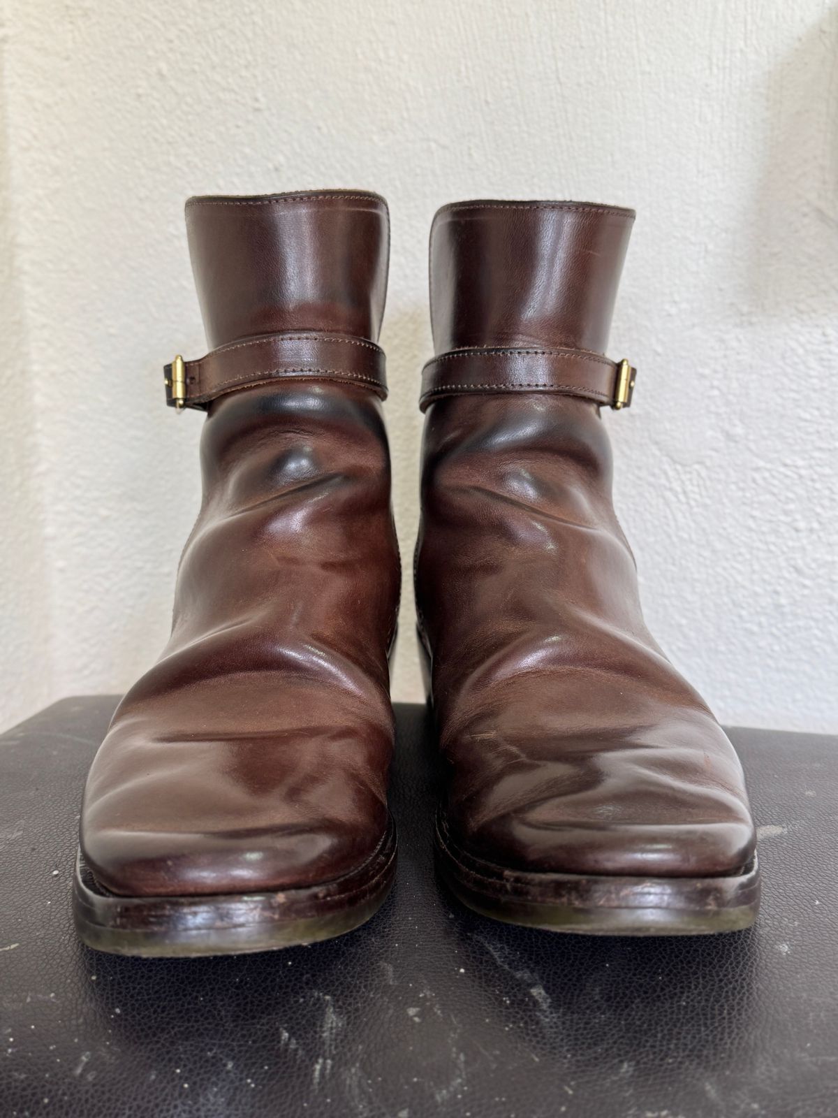 Photo by mk_alexchong on March 20, 2025 of the XBXS Jodhpur in Maryam Brown Horsebutt.